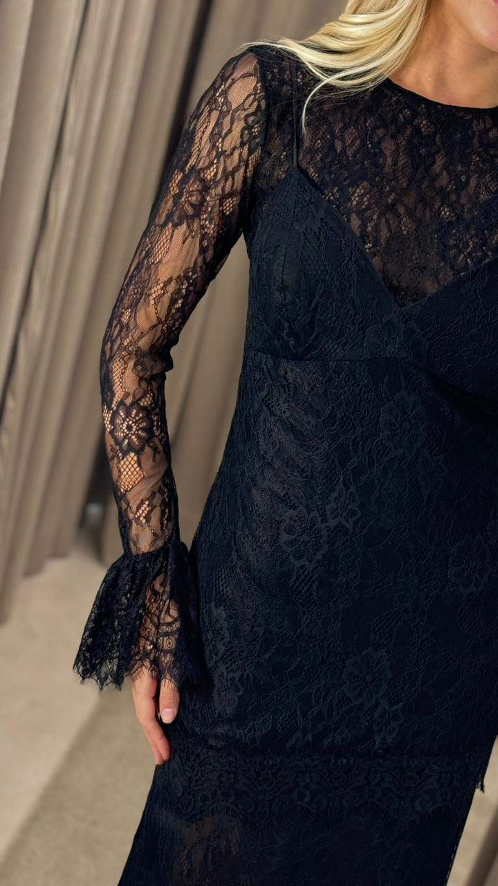 Vestido De Renda De Alcinha