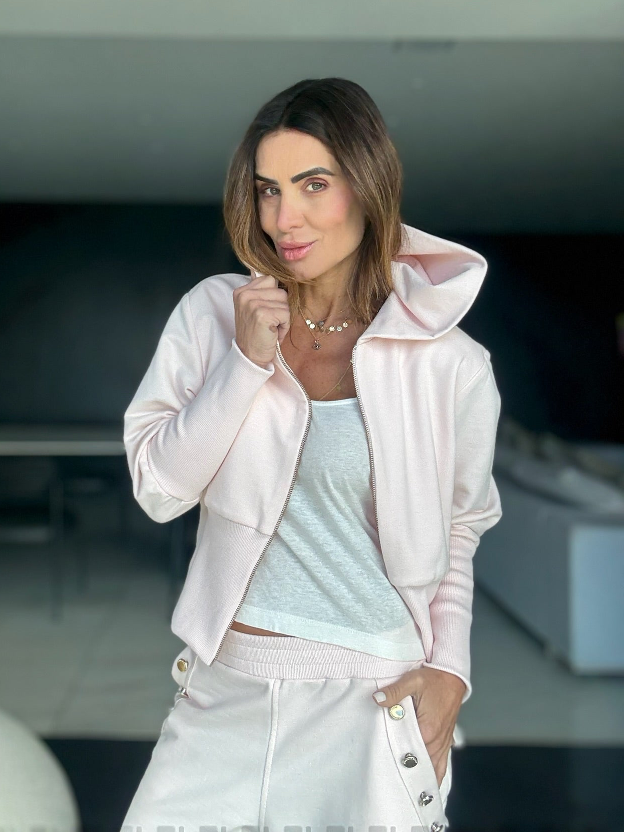 Conjunto Moletom Pantalona Com Detalhes Em Ribana