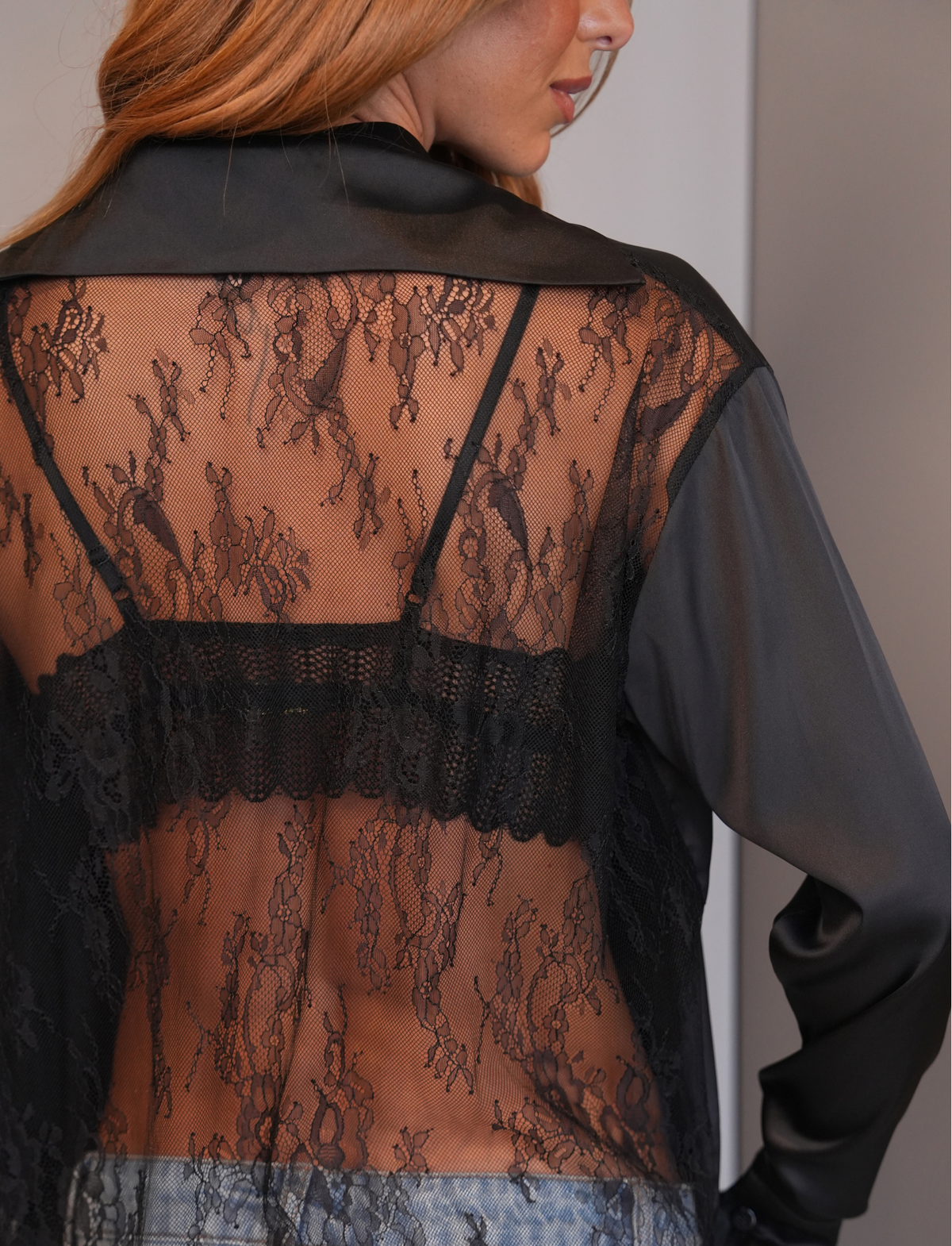 Camisa Cetim com Renda Costas