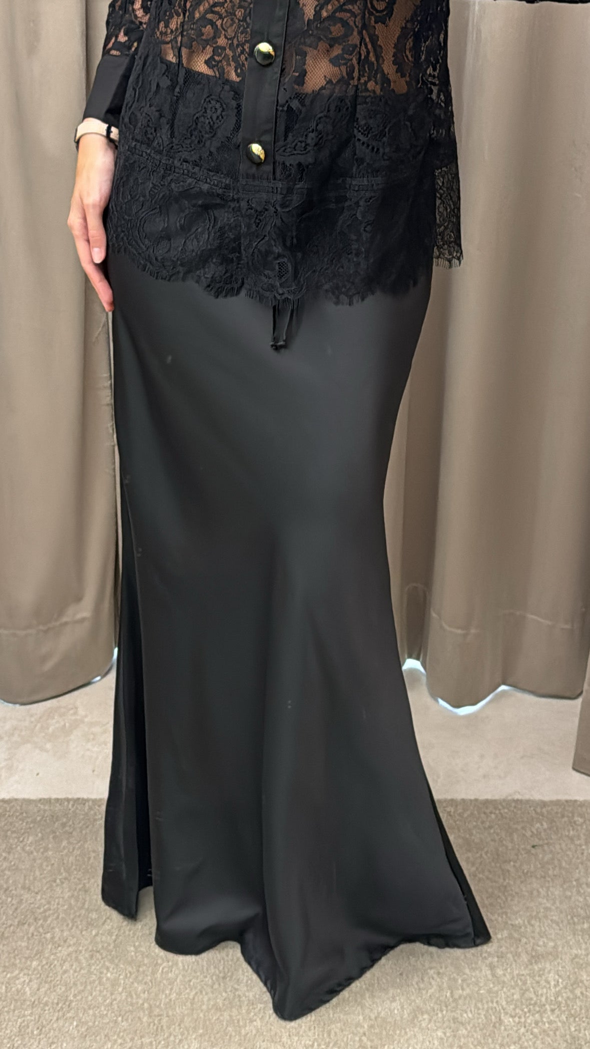 Saia De Cetim De Seda