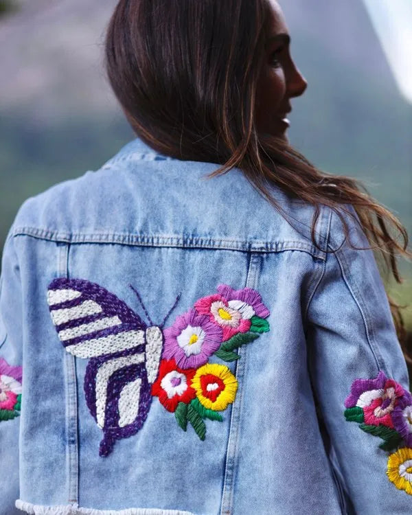 Jaqueta Bordada Borboleta Em Linha E Pedrarias JEANS CLARO