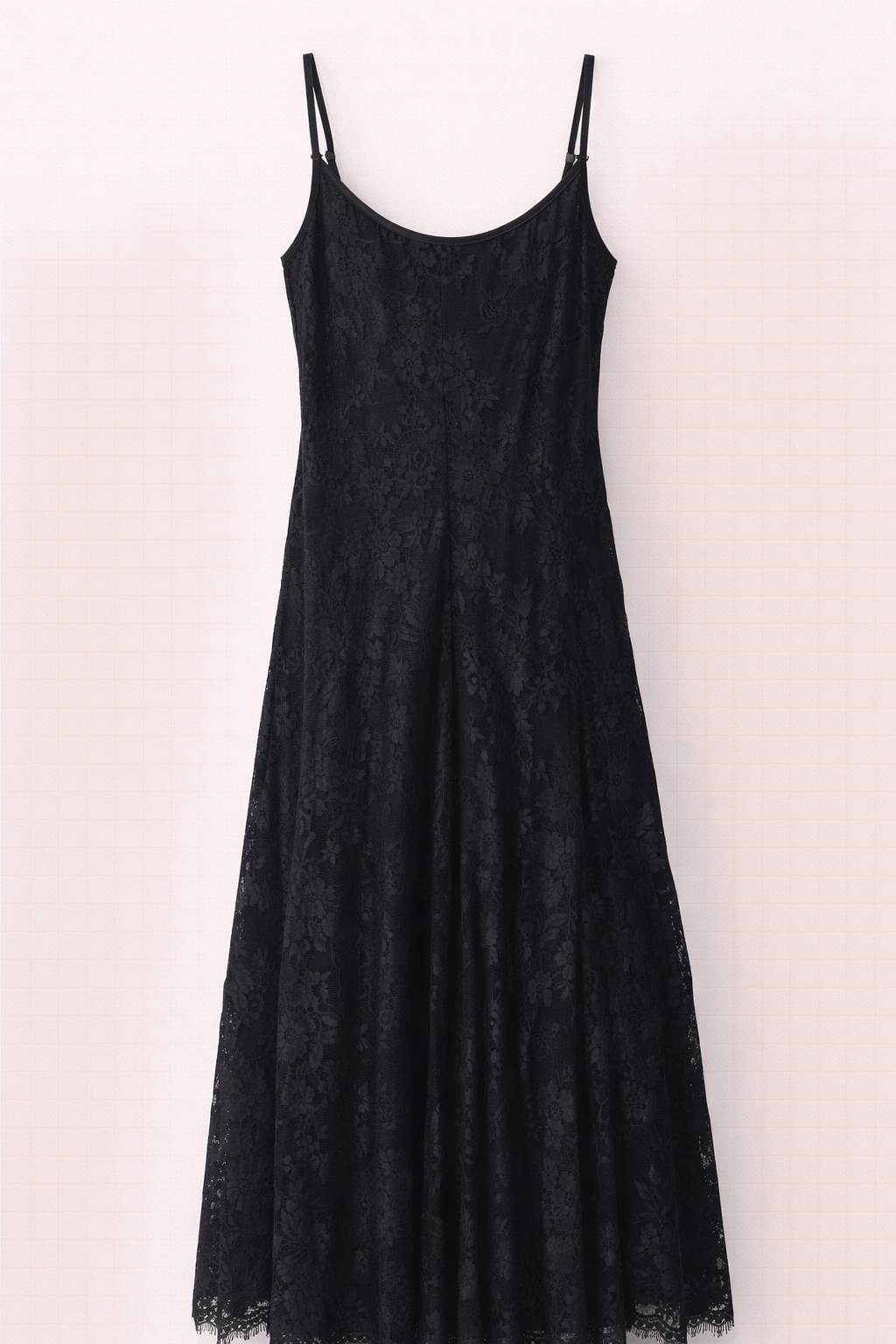 Vestido de renda com Nesgas