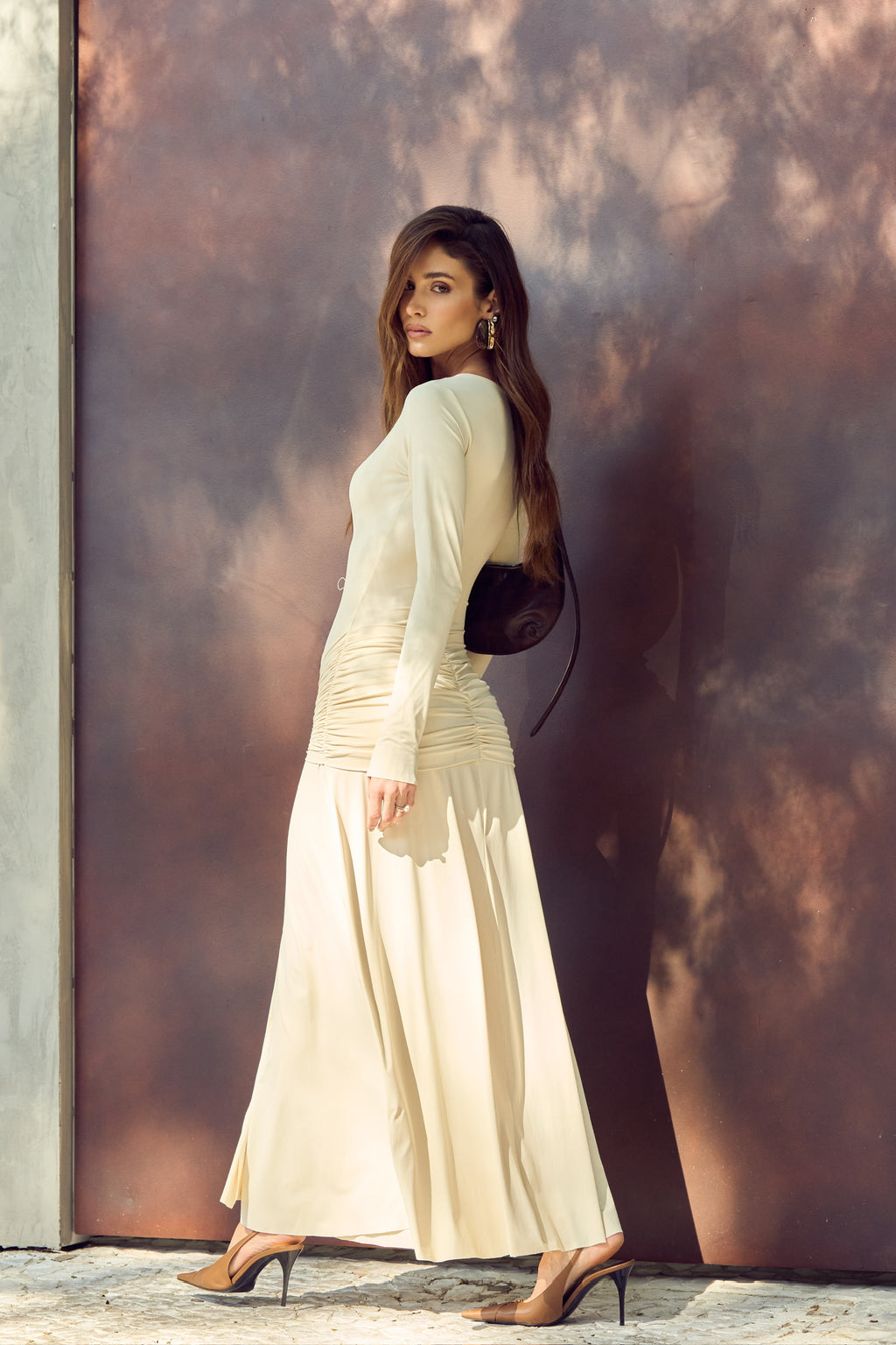 Vestido Manga Longa Malha Fria Com Faixa E Fivela