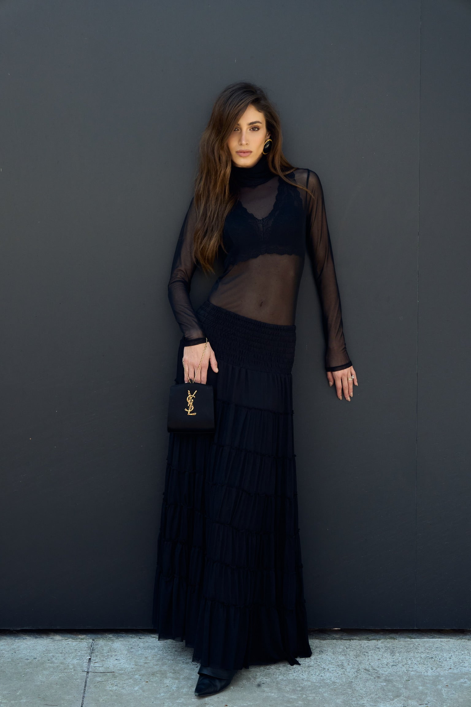 Conjunto Segunda Pele E Saia Em Tule