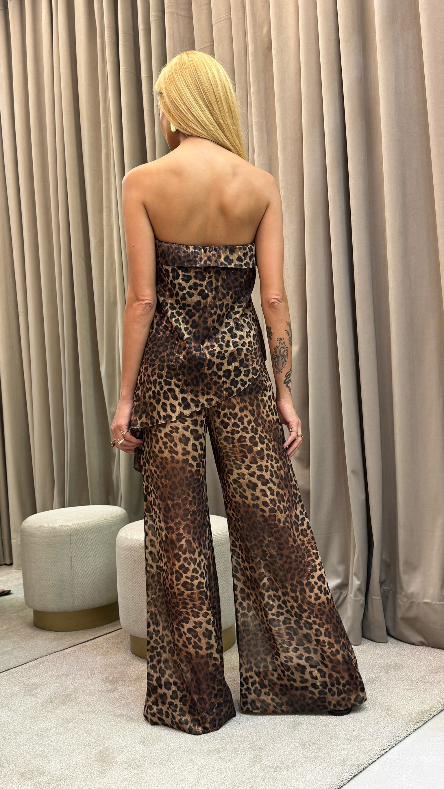 Cropped Tomara Que Caia Animal Print