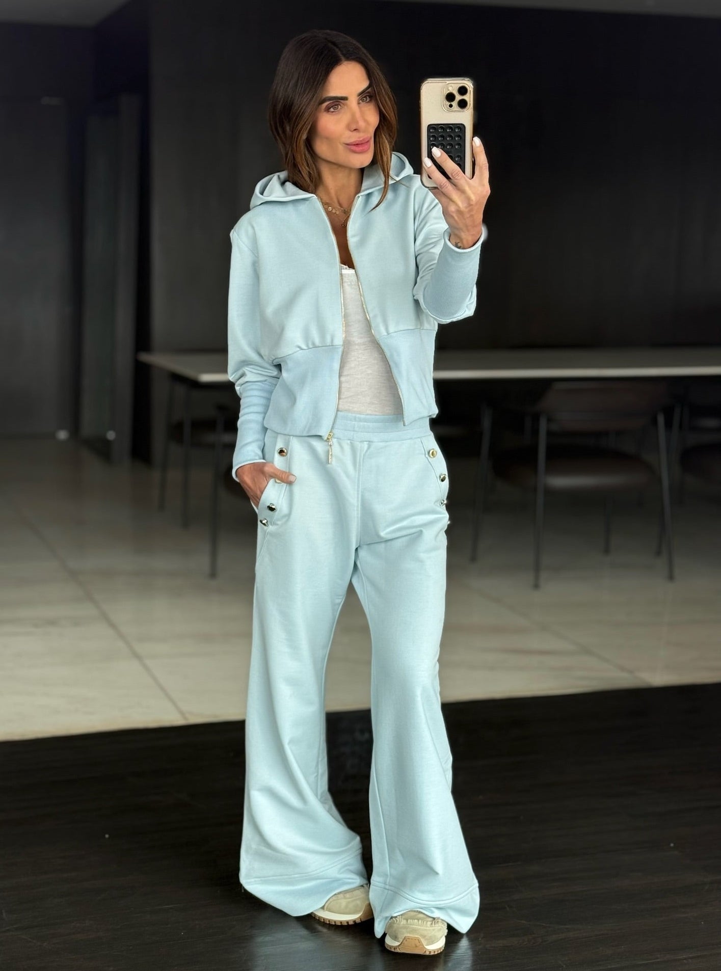 Conjunto Moletom Pantalona Com Detalhes Em Ribana