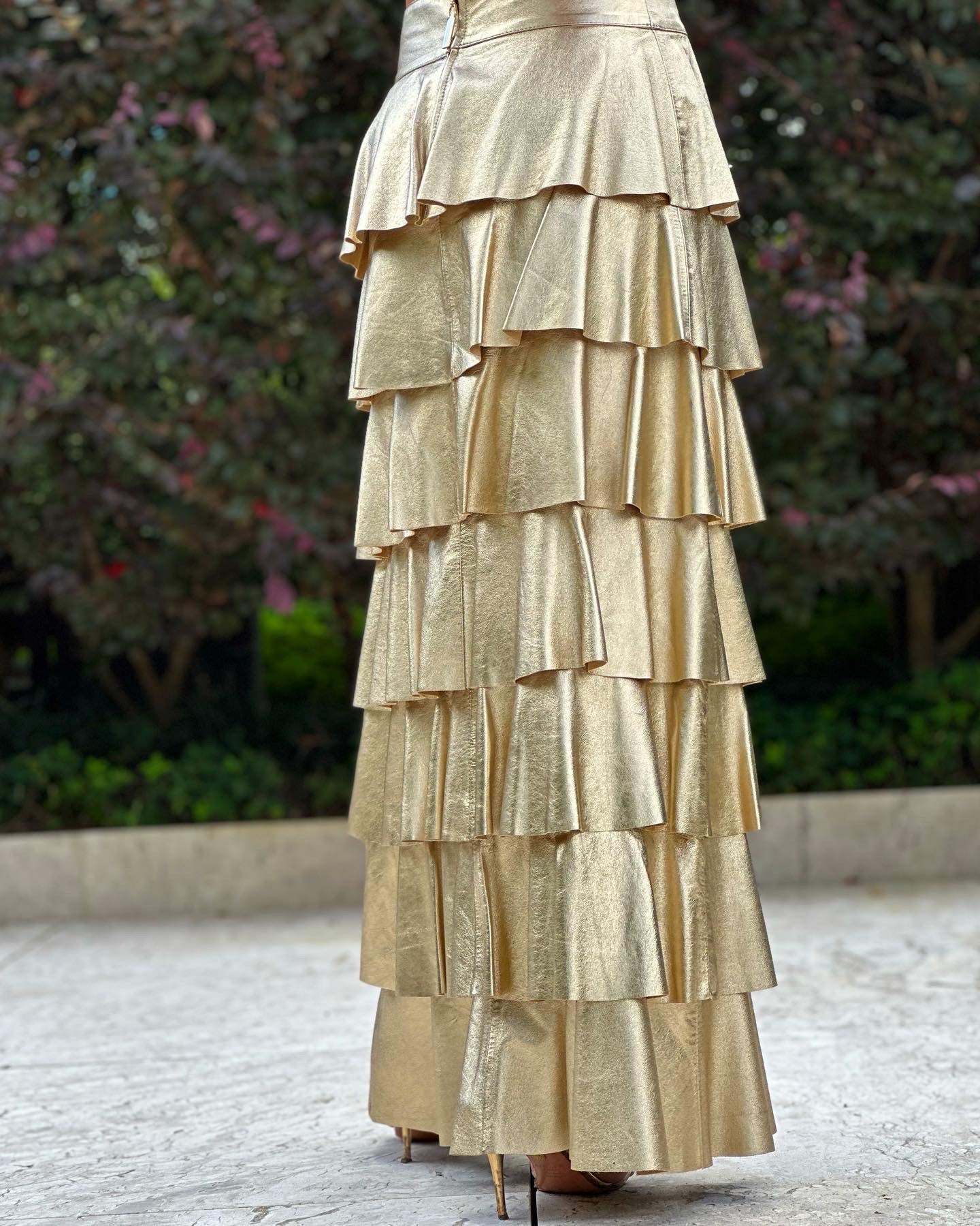 Saia De Couro Com Babados