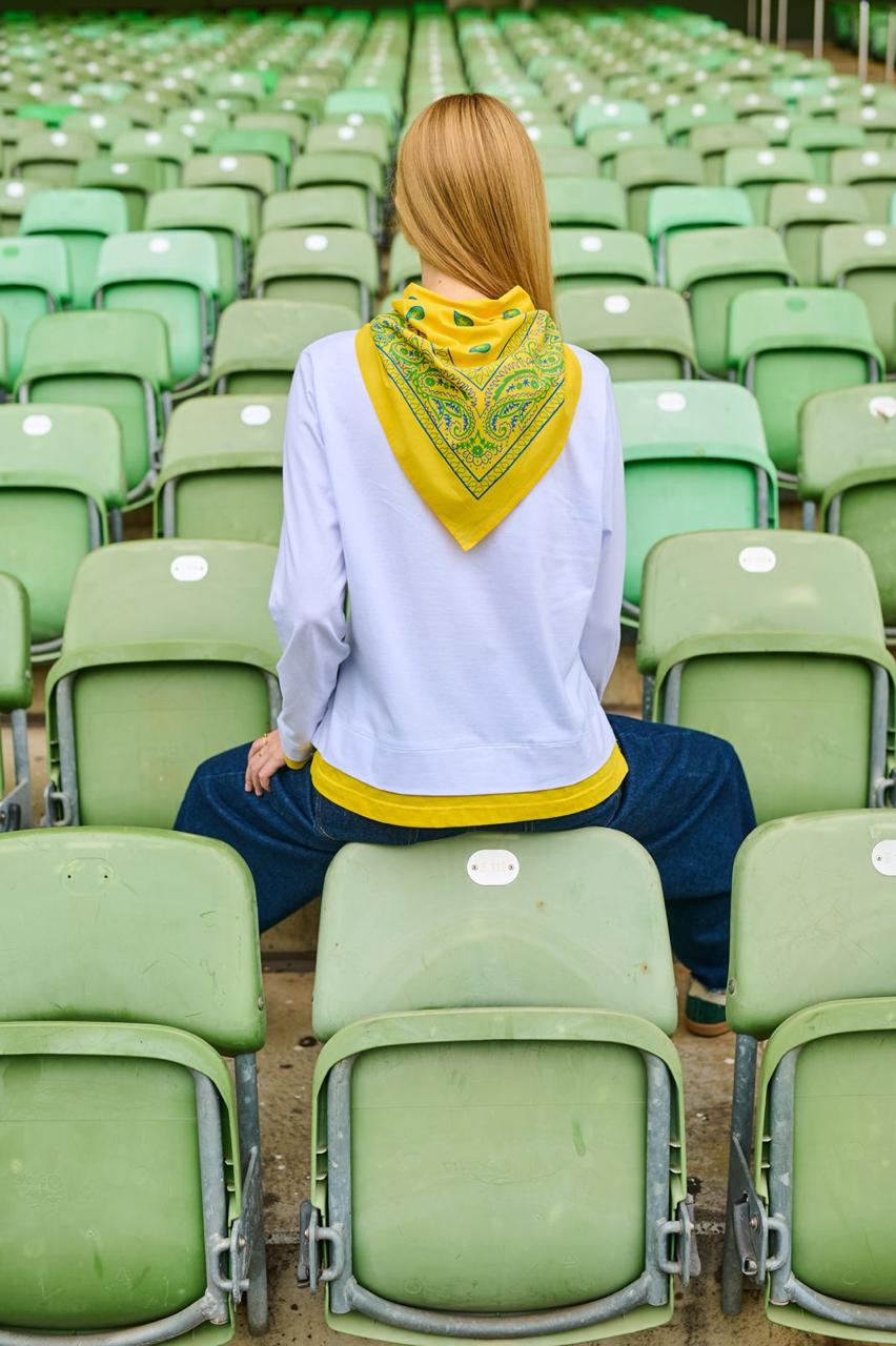 Blusa Copa Manga Longa com Bandana