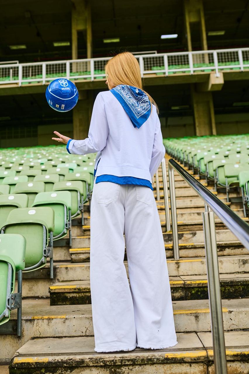 Blusa Copa Manga Longa com Bandana