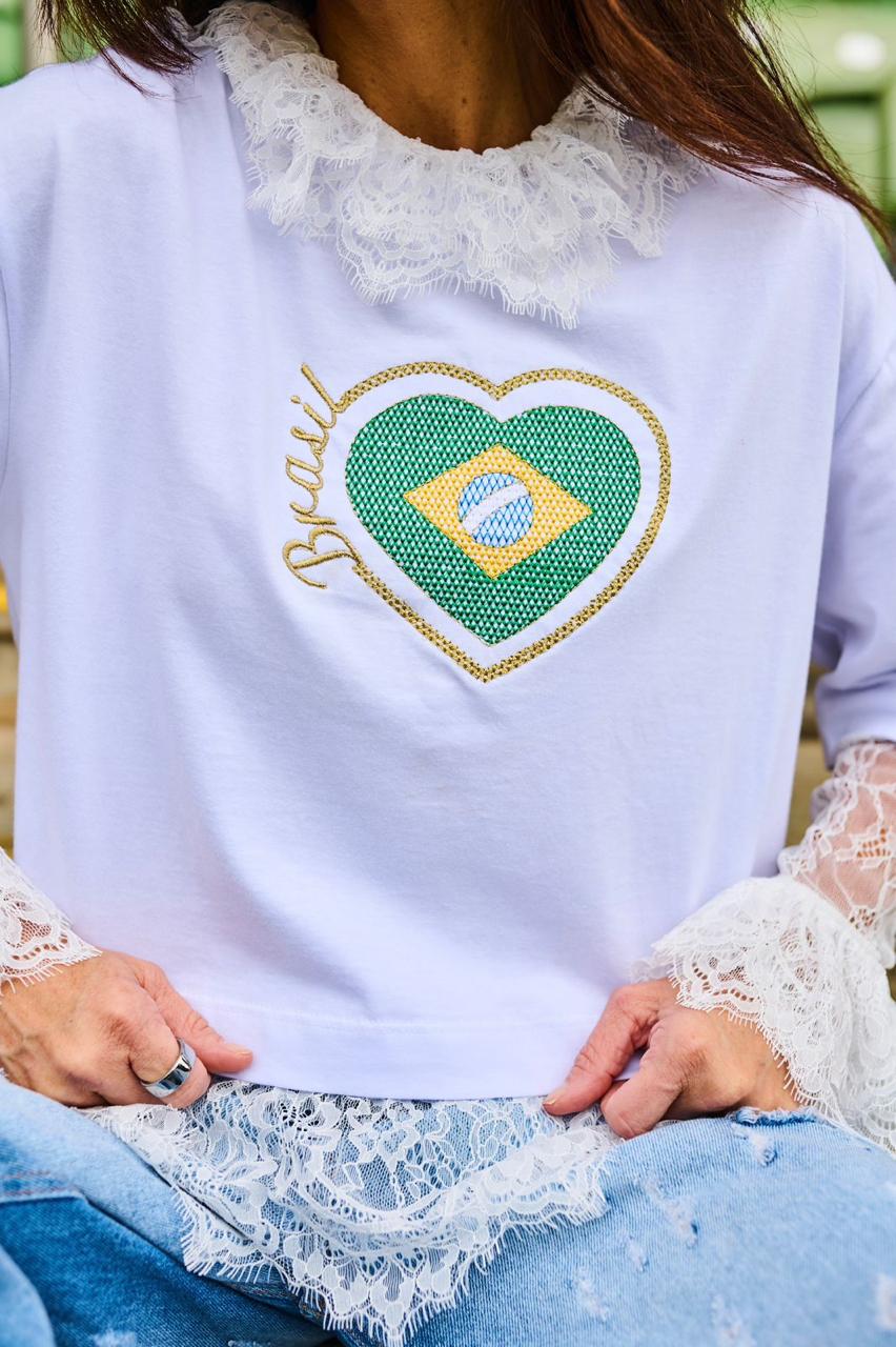 Blusa Copa com Coração Bordado