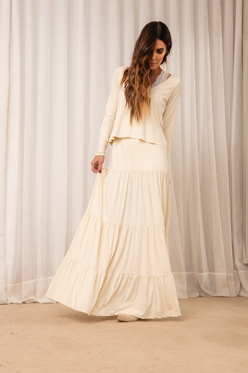 Conjunto Blusa Manga Longa E Saia