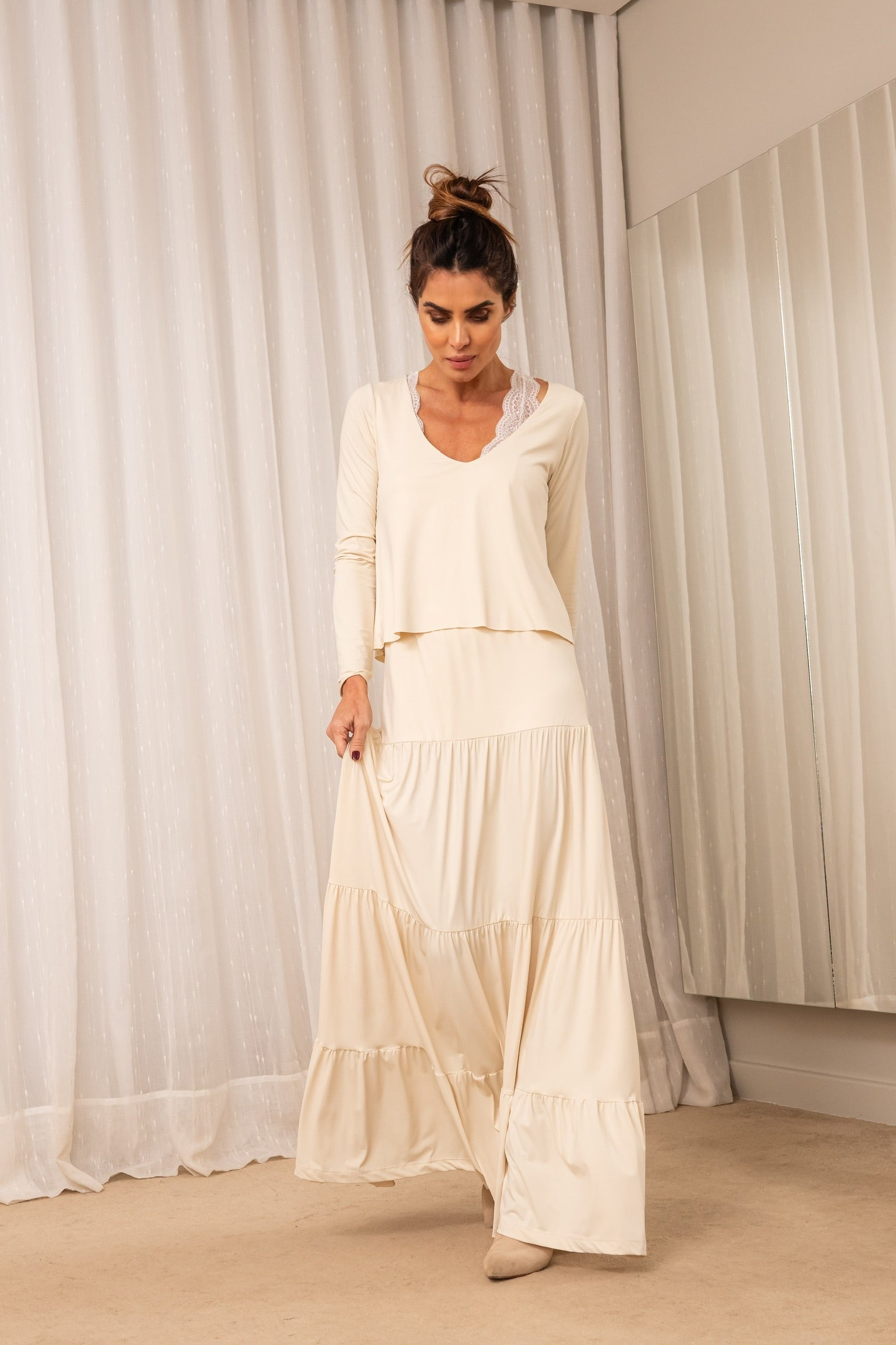 Conjunto Blusa Manga Longa E Saia