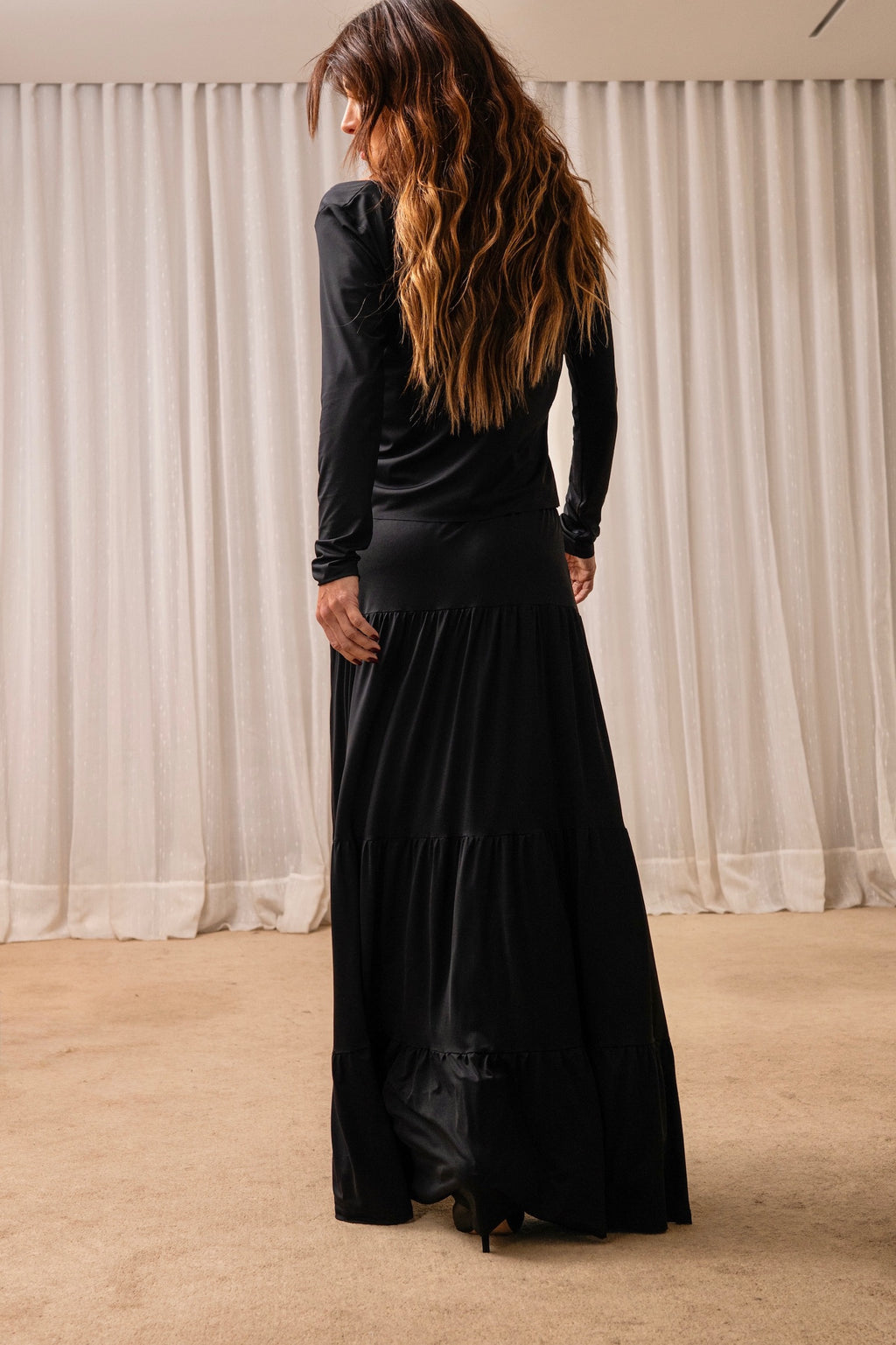 Conjunto Blusa Manga Longa E Saia