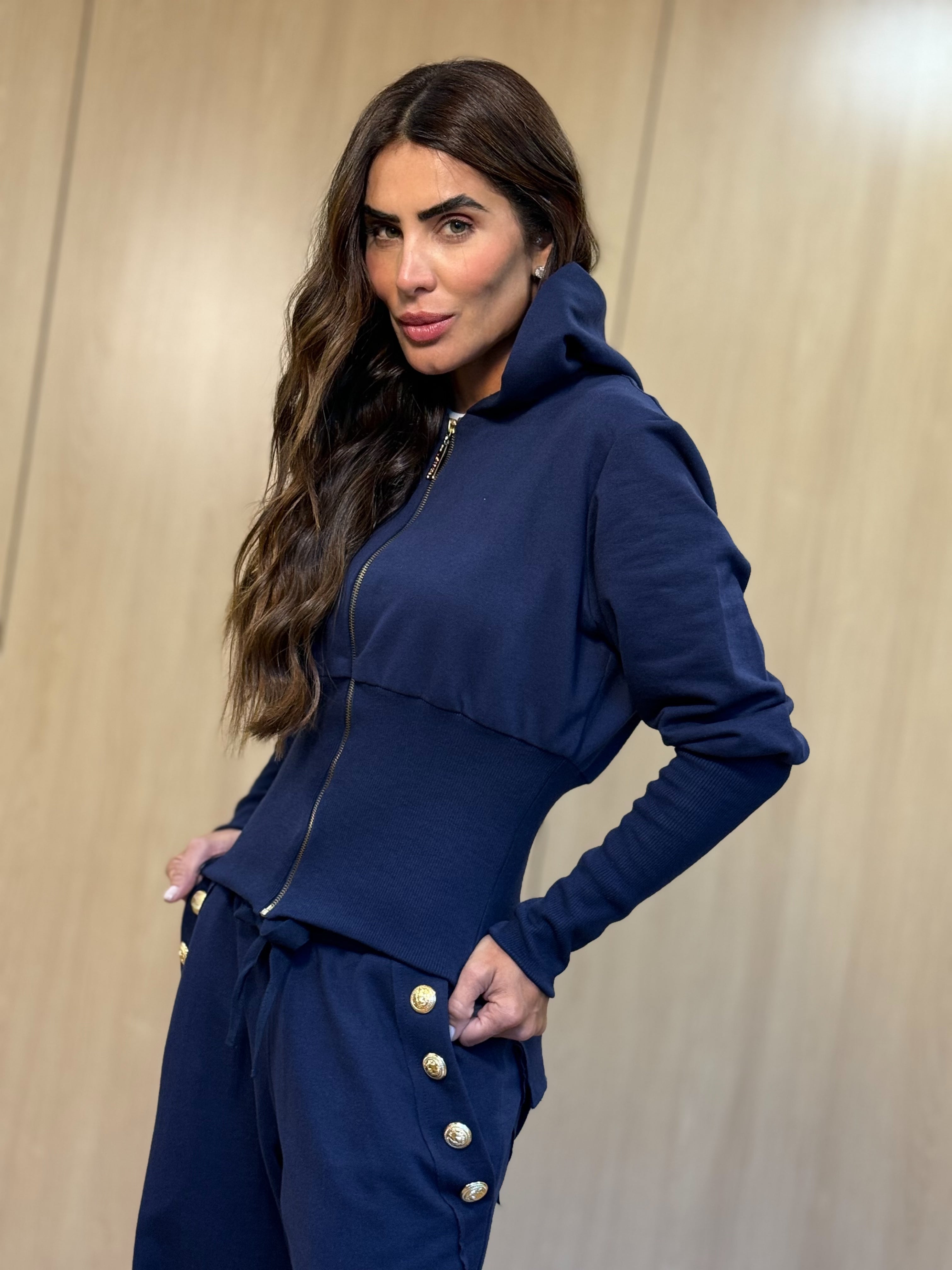 Conjunto Moletom Pantalona Com Detalhes Em Ribana