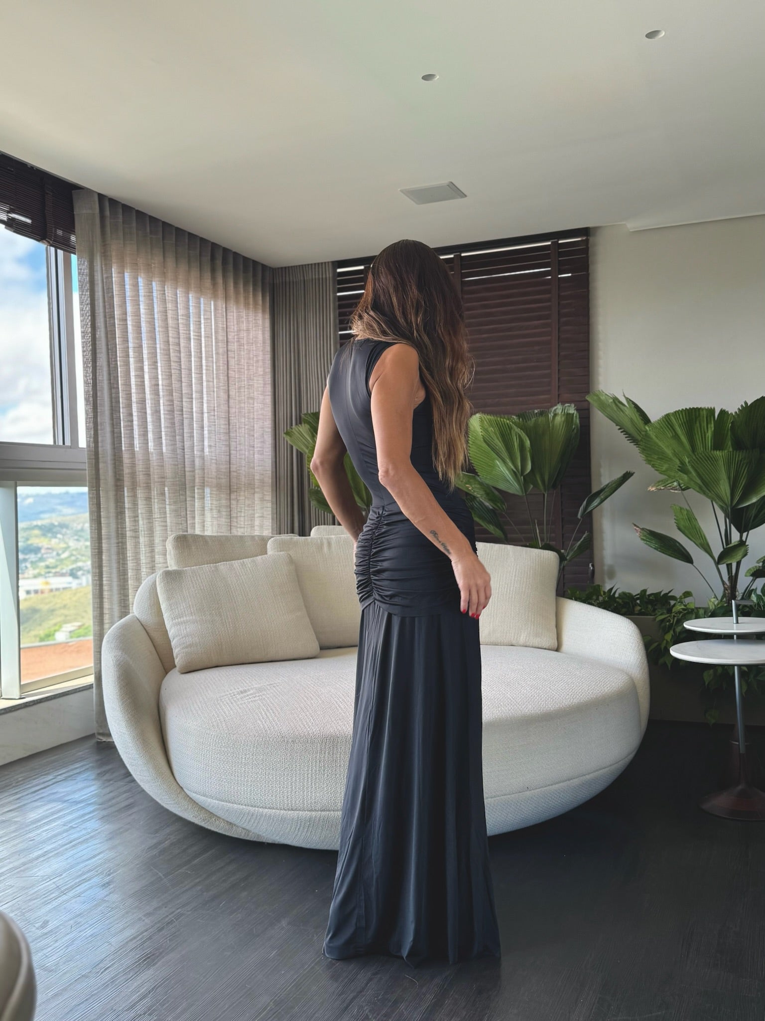 Vestido Em Malha Fria Com Faixa E Fivela