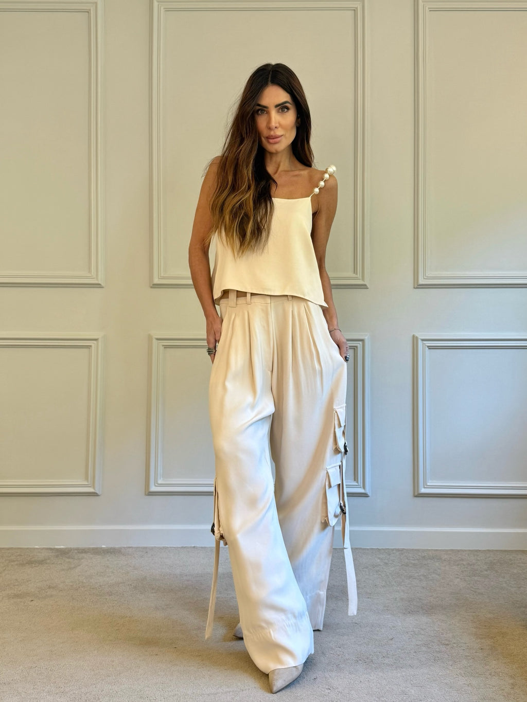 Calça Crepe Reta Com Bolsos