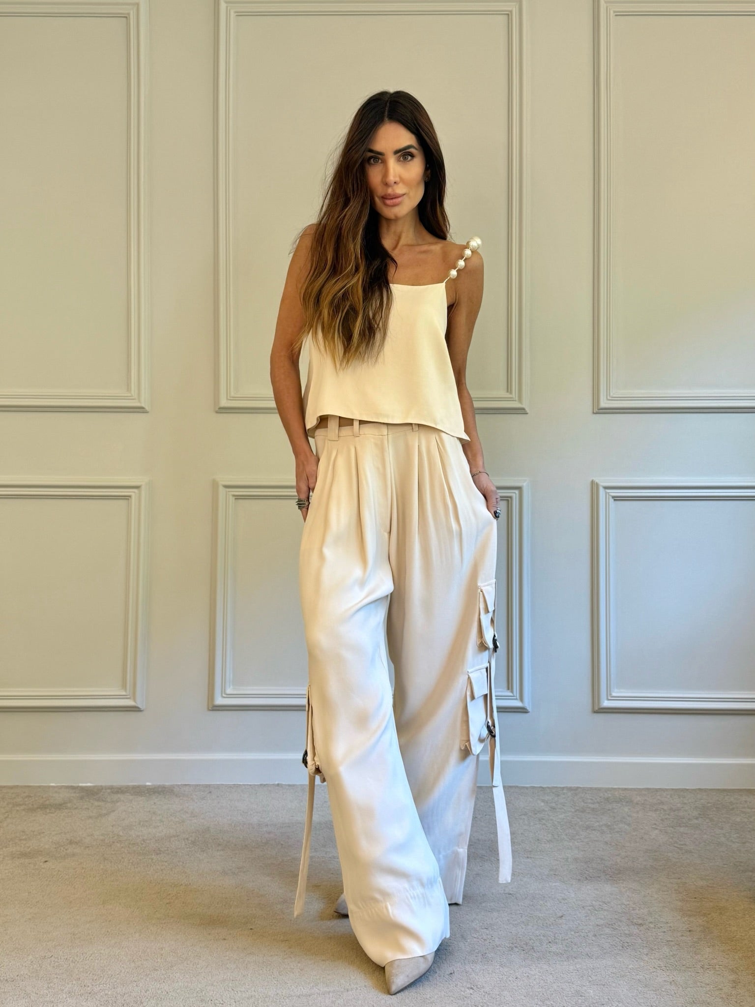 Calça Crepe Reta Com Bolsos