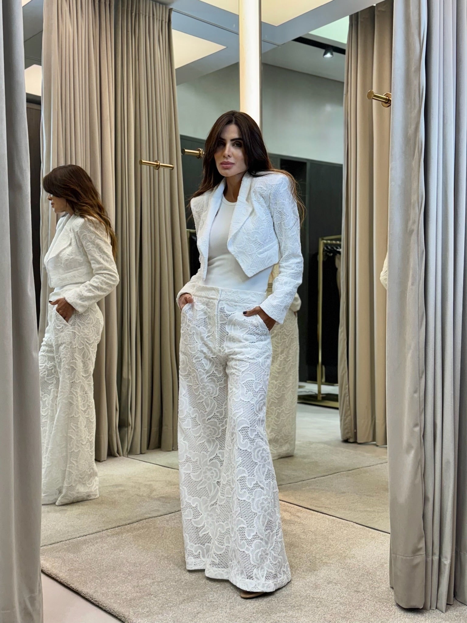 Conjunto De Calça Pantalona E Blazer Em Laise