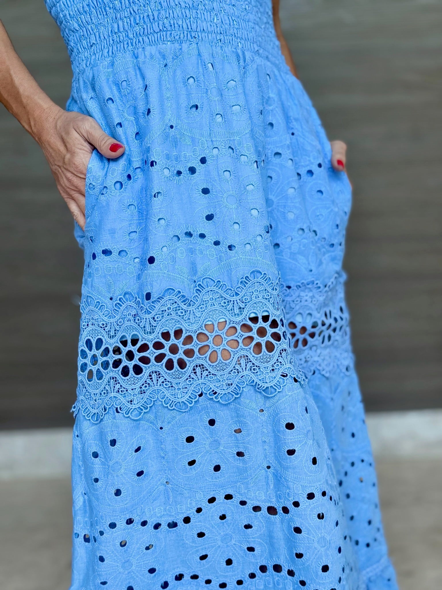 Vestido Um Ombro So Com Bolso Em Laise