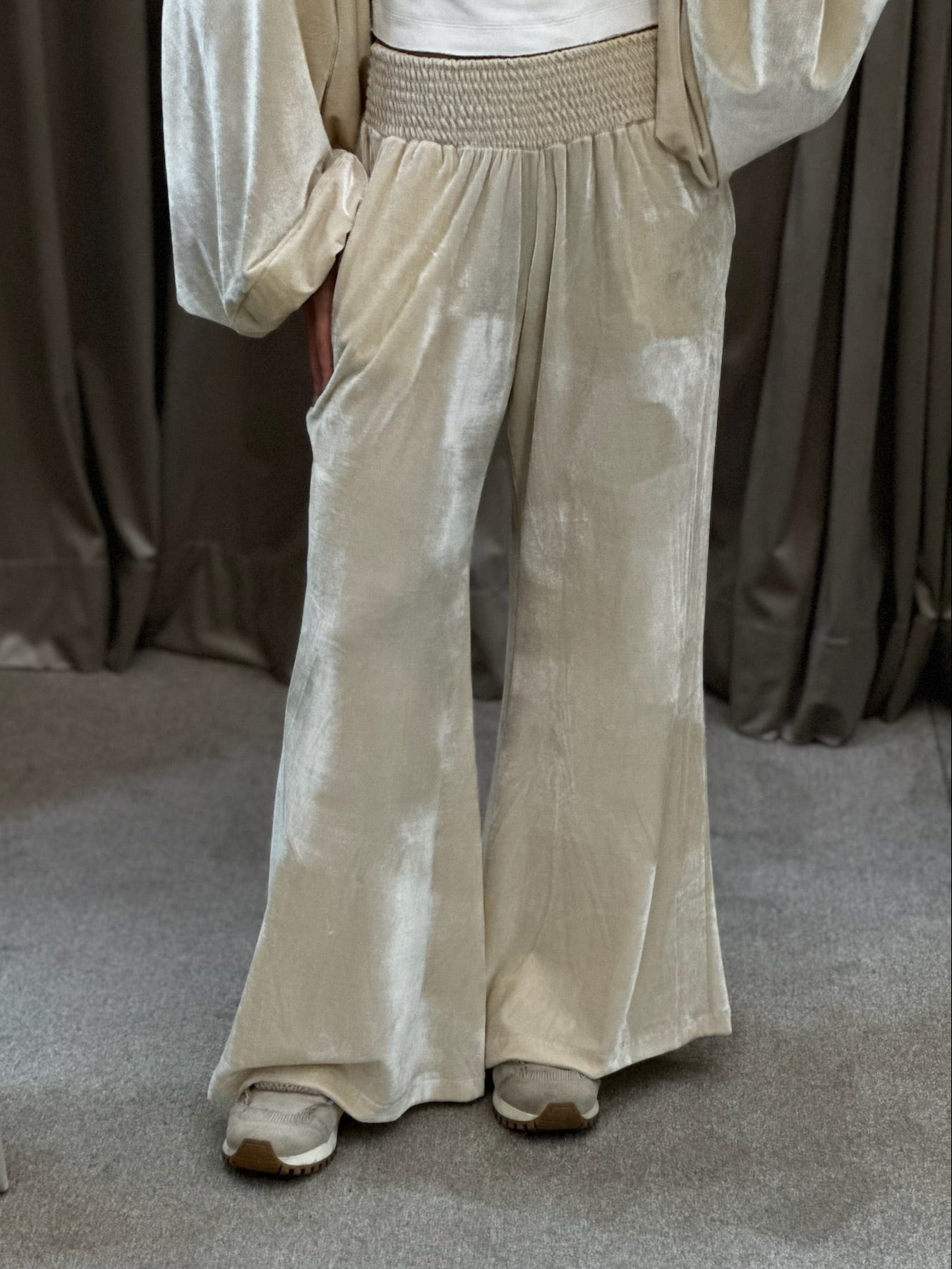 Calça Cós Lastex Pantalona De Veludo