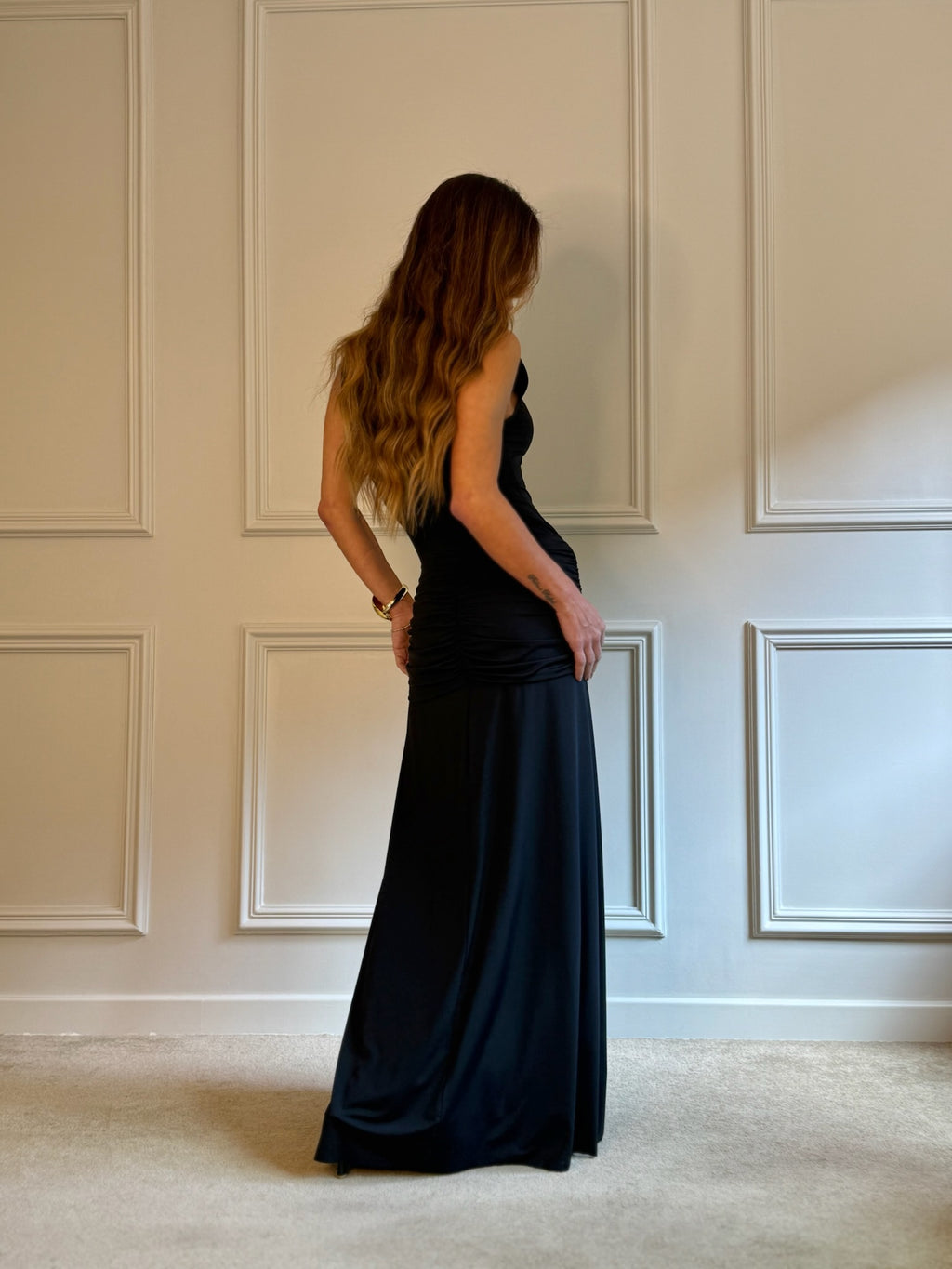 Vestido Em Malha Fria Com Faixa E Fivela