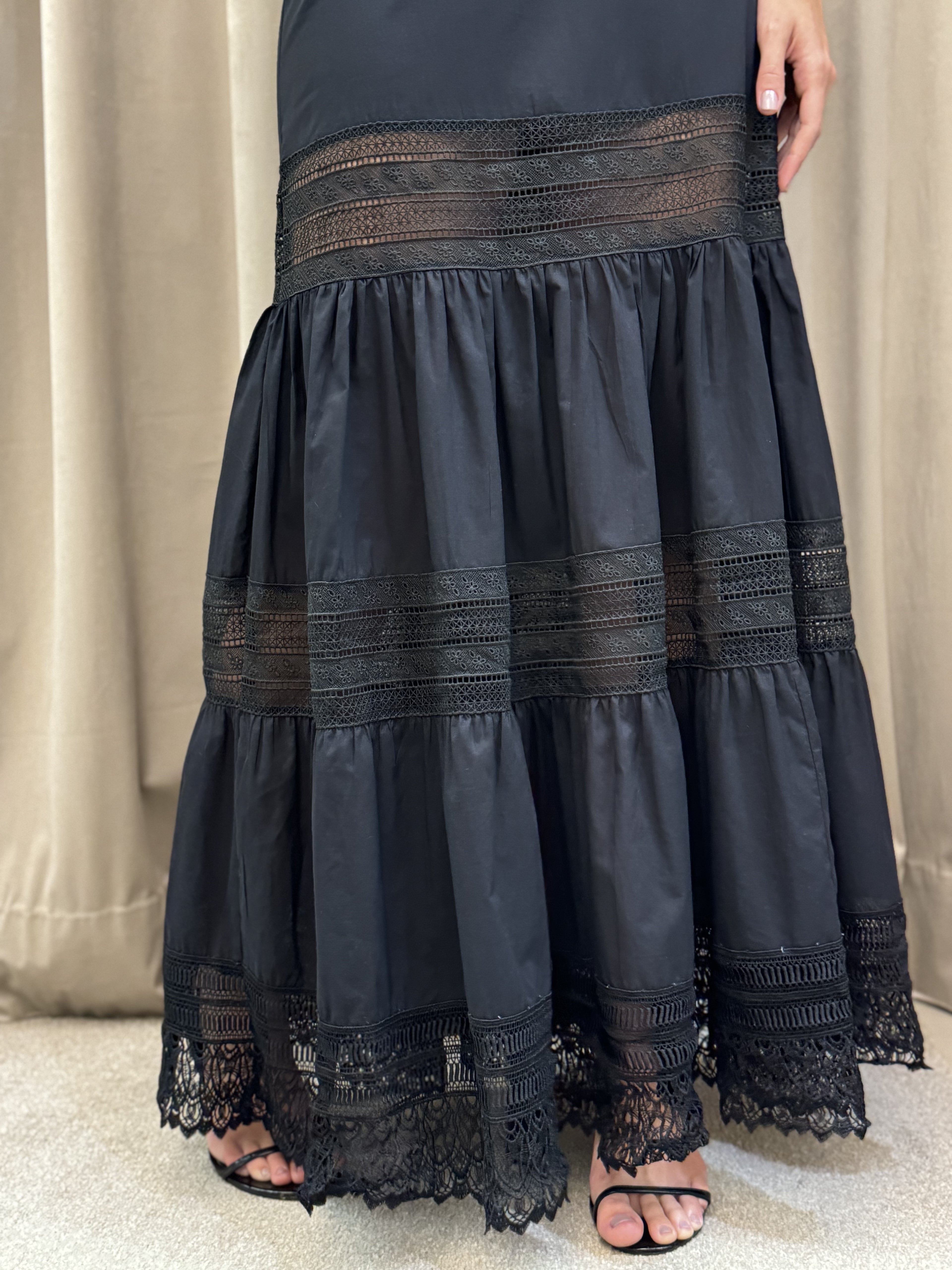 Saia De Cambraia De Algodão Com Entremeio