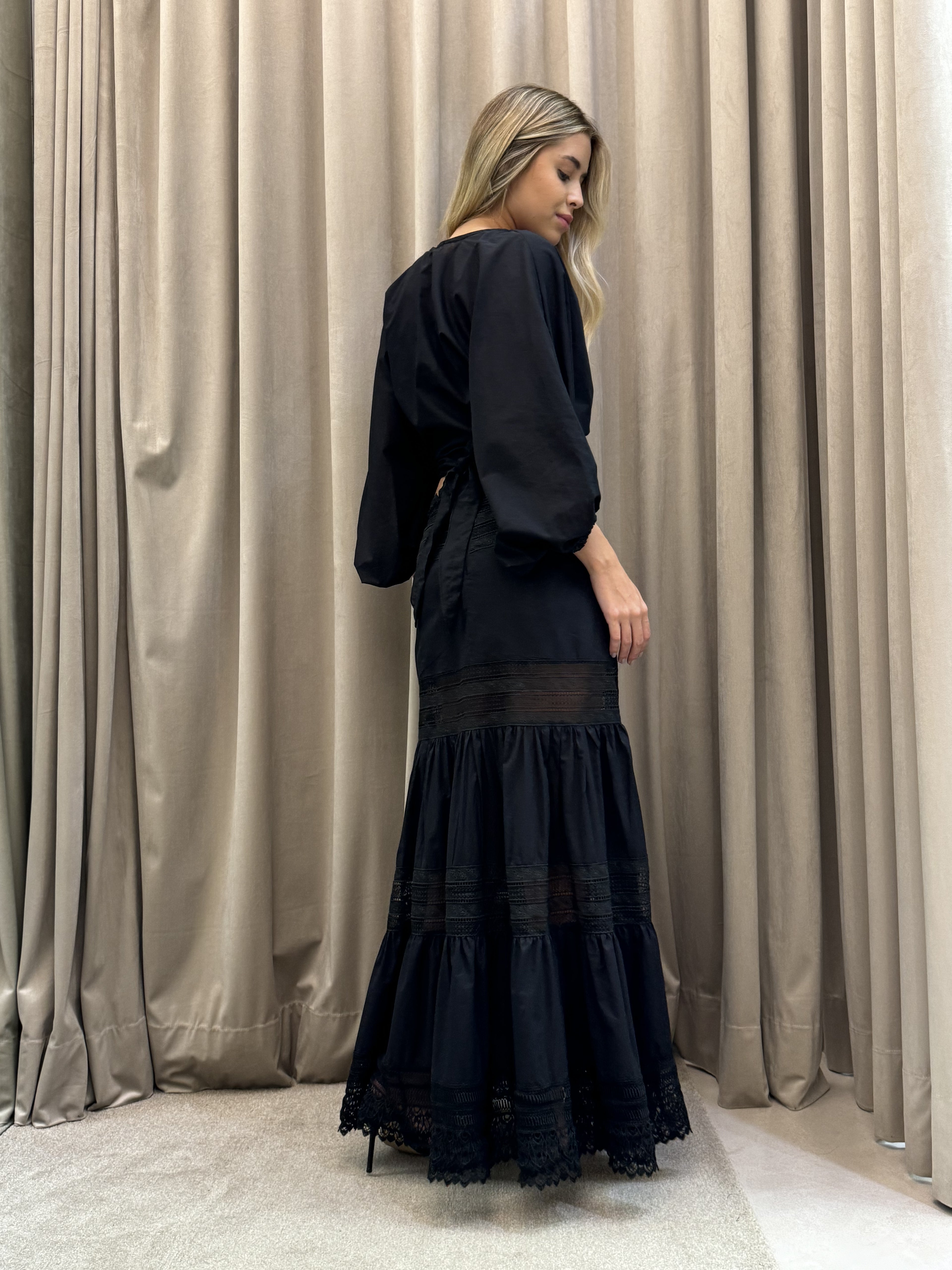 Saia De Cambraia De Algodão Com Entremeio