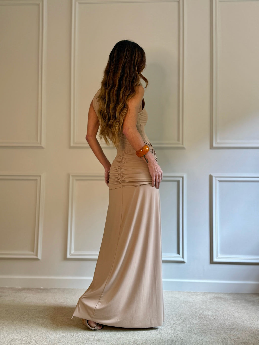 Vestido Em Malha Fria Com Faixa E Fivela