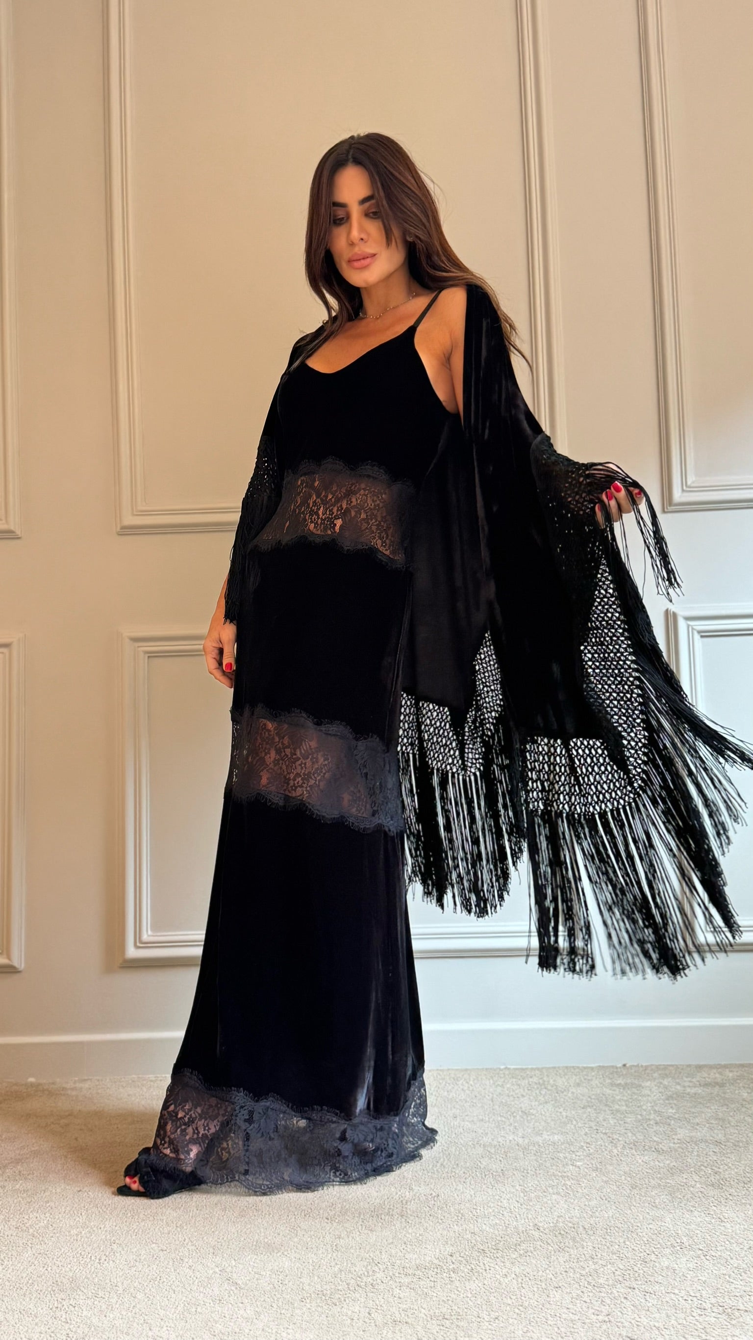 Kimono Veludo Com Franjas