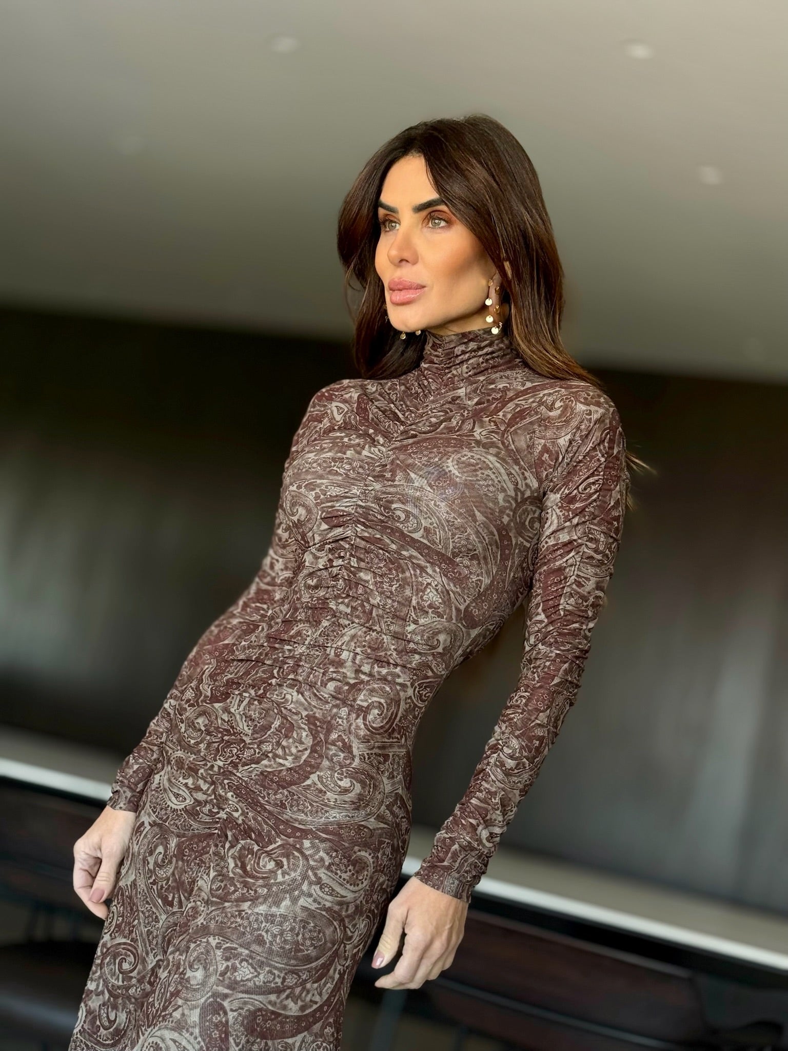 Vestido De Tule Franzido Cashmere Manga Longa