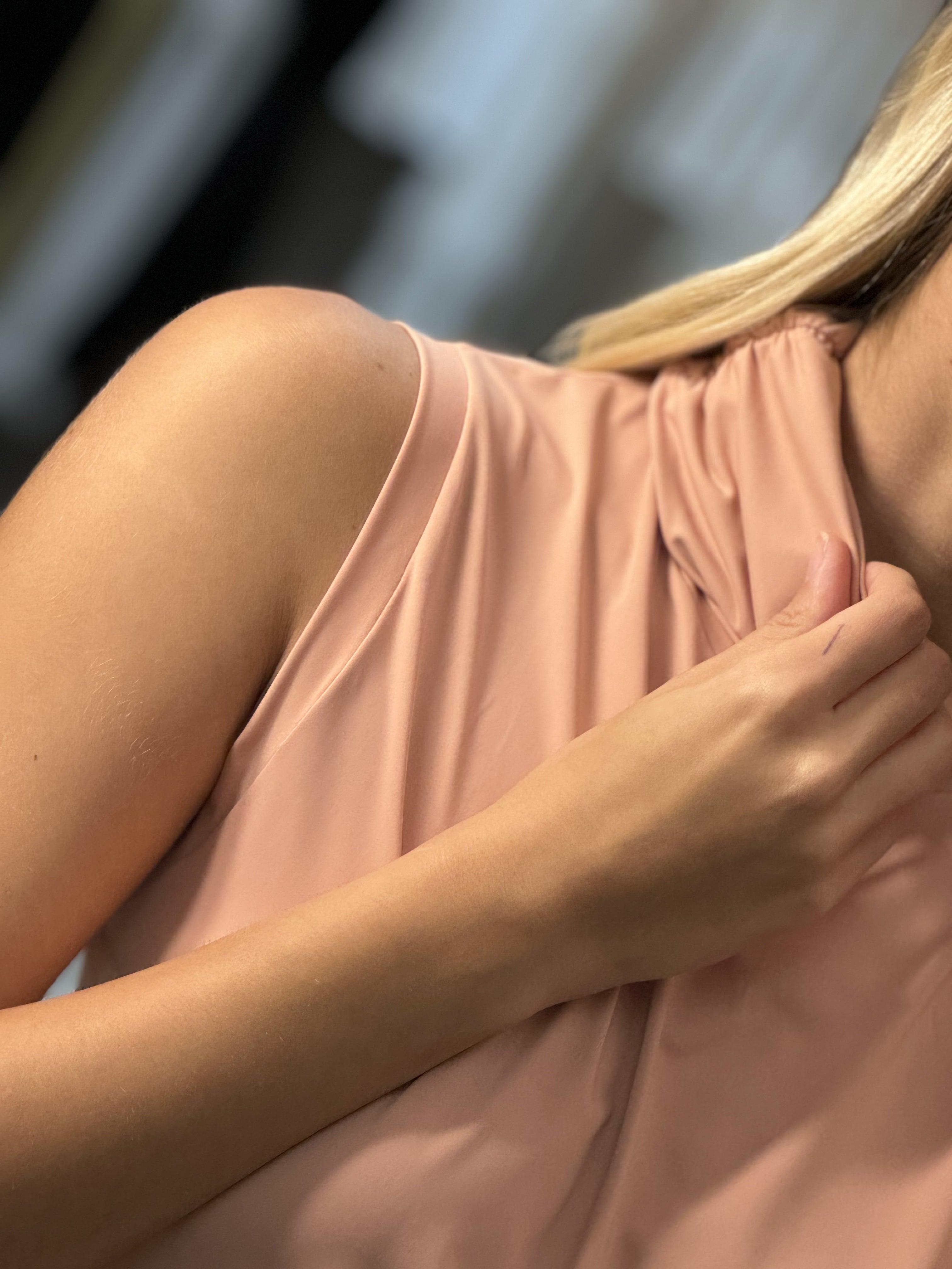 Conjunto Malha Fria Saia E Blusa Gola Alta