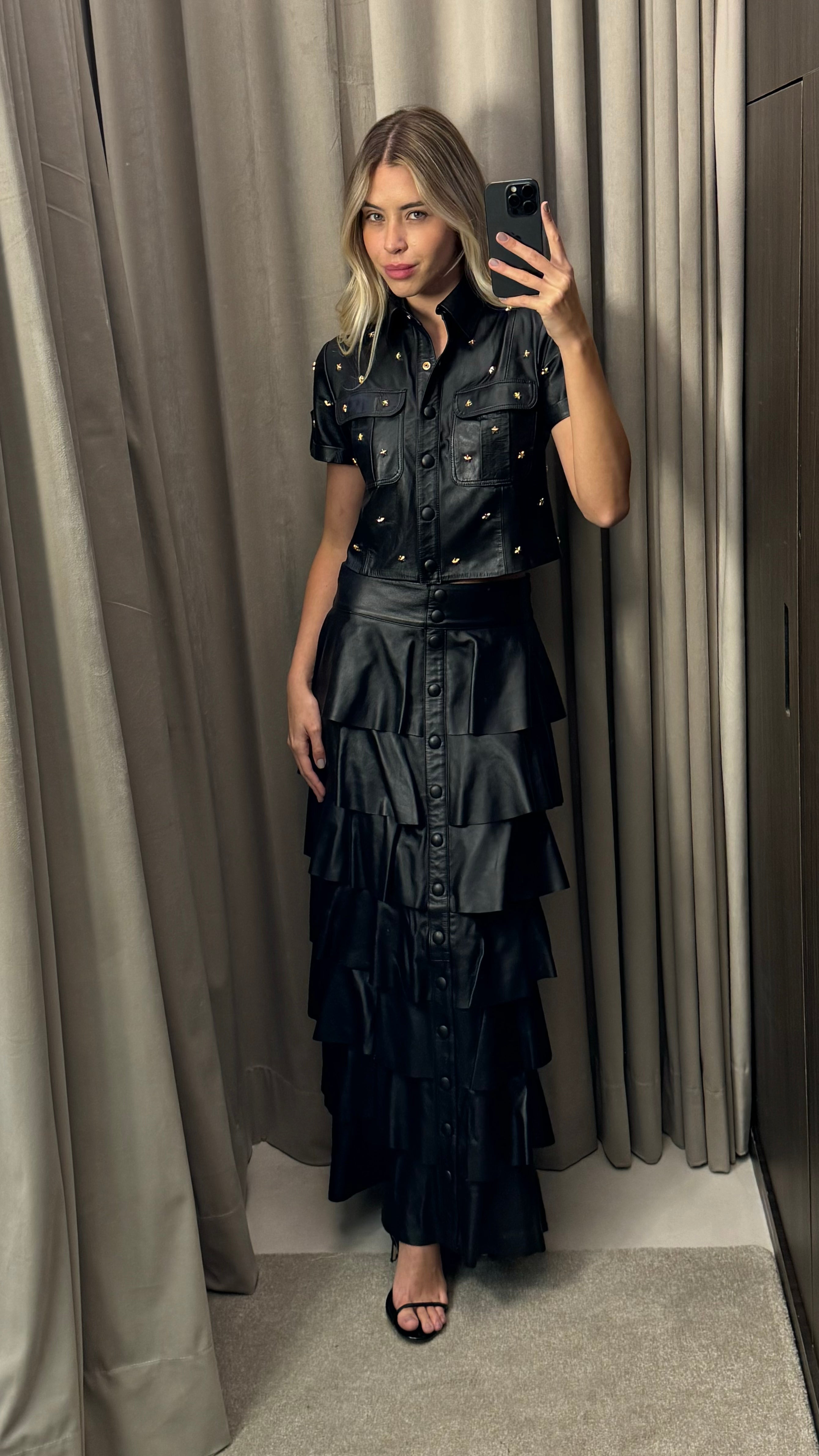 Cropped Couro Com Estrelas