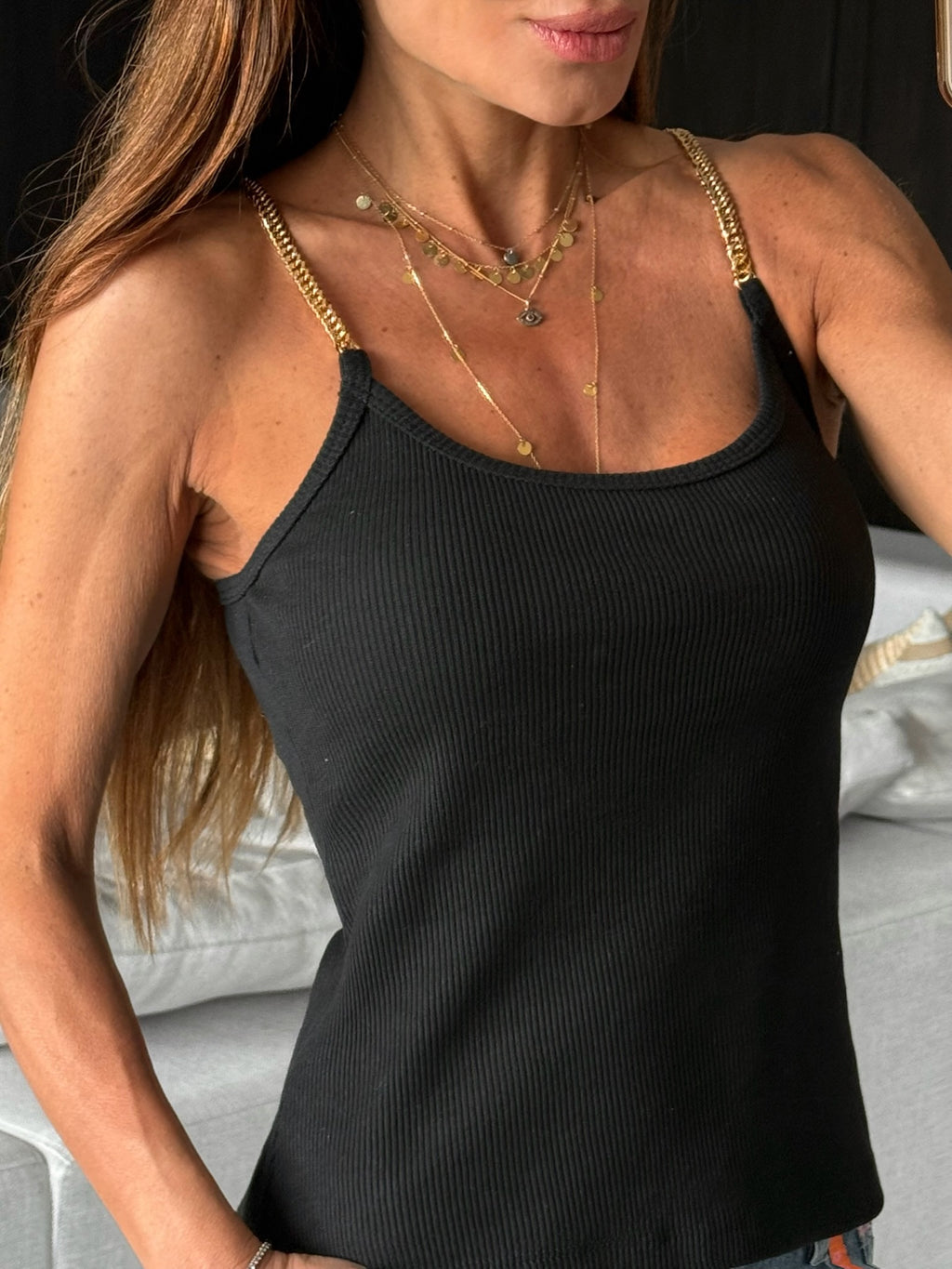 Regata Malha Canelada Com Alça De Corrente