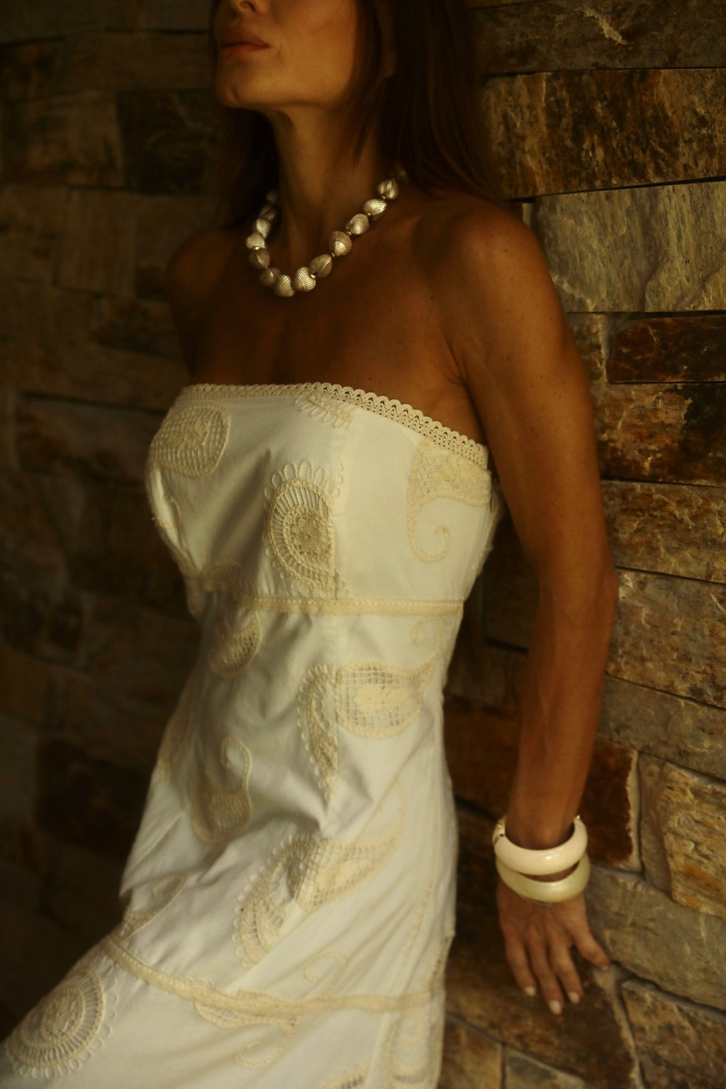 Vestido Tomara Que Caia Em Laise Com Entremeios Em Renda