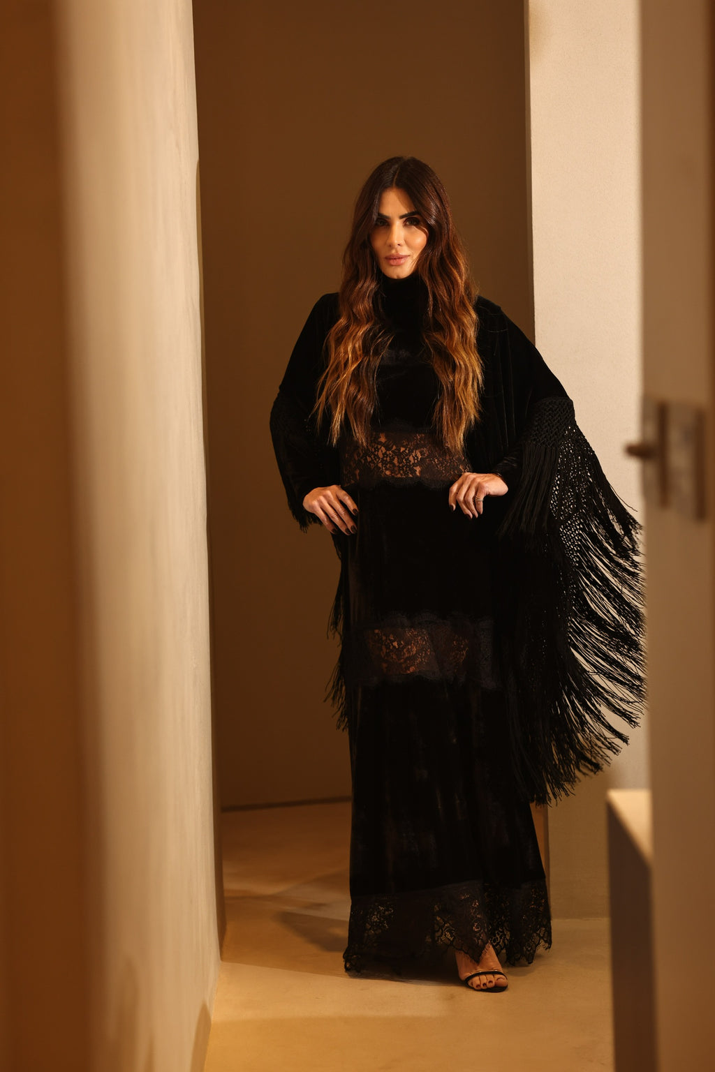 Kimono Veludo Com Franjas