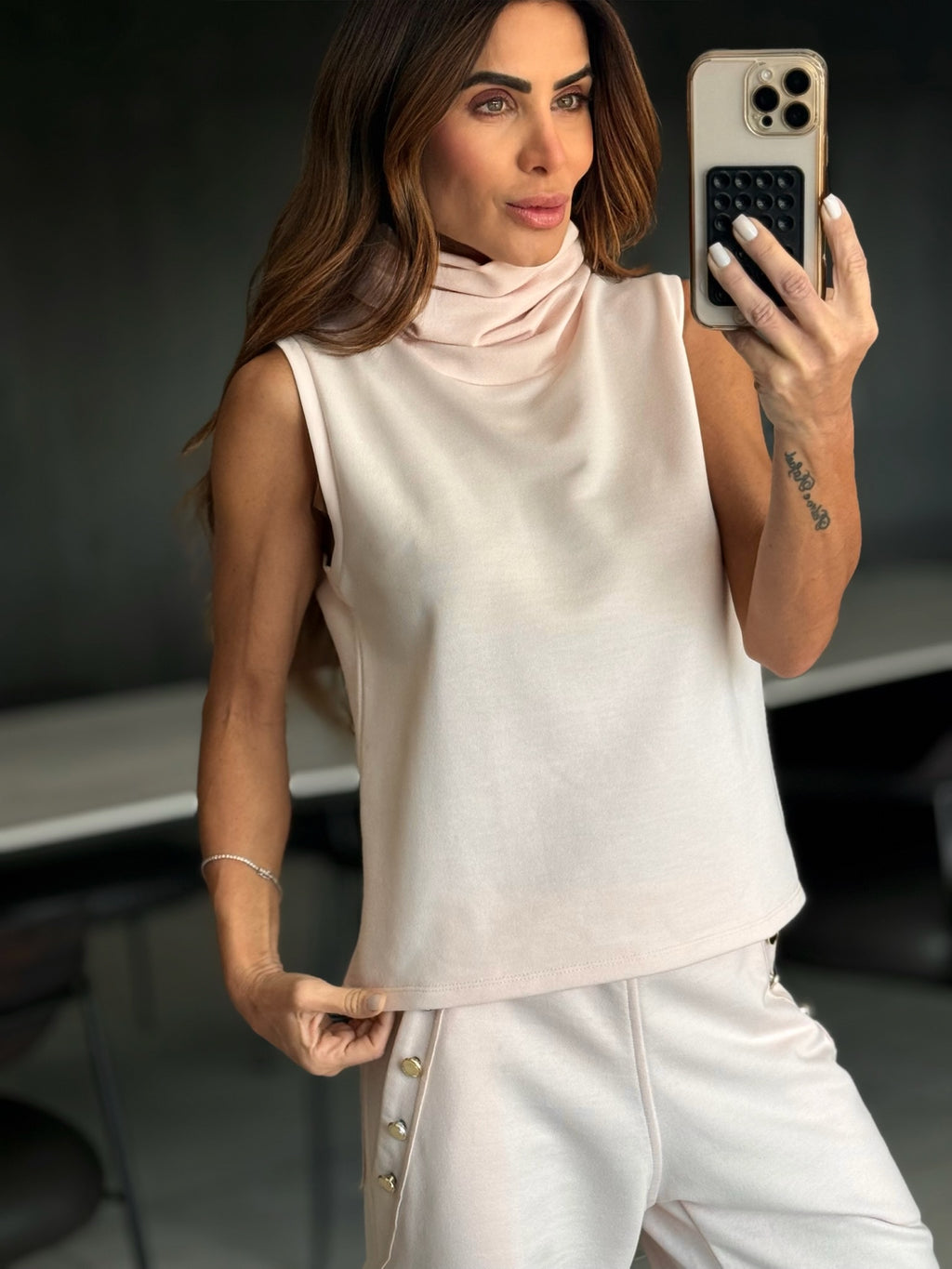 Conjunto De Moletom Blusa Gola Drapeada E Calça Pantalona