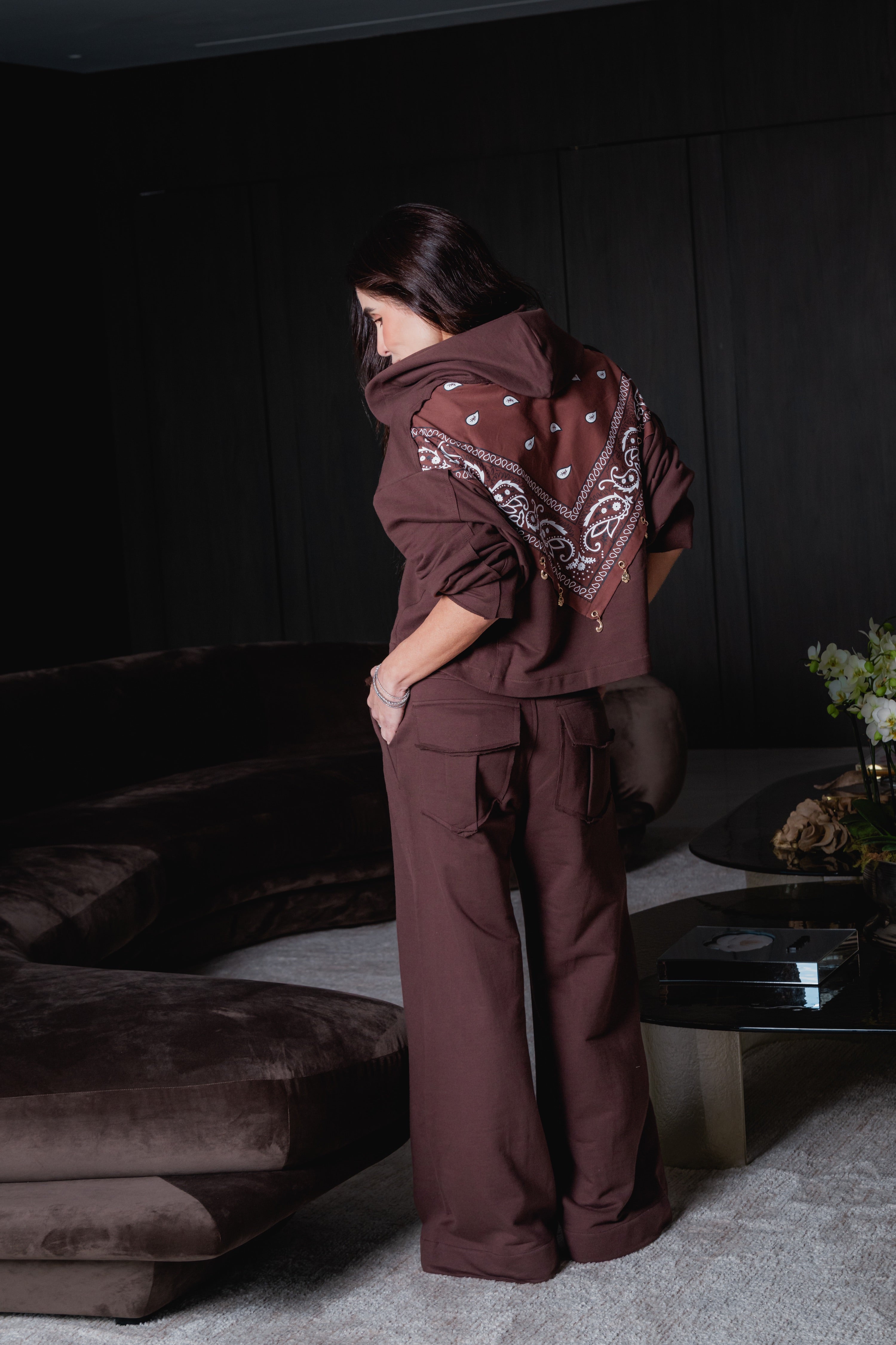 Conjunto Moletom de Capuz Bandana Costas com Berloques