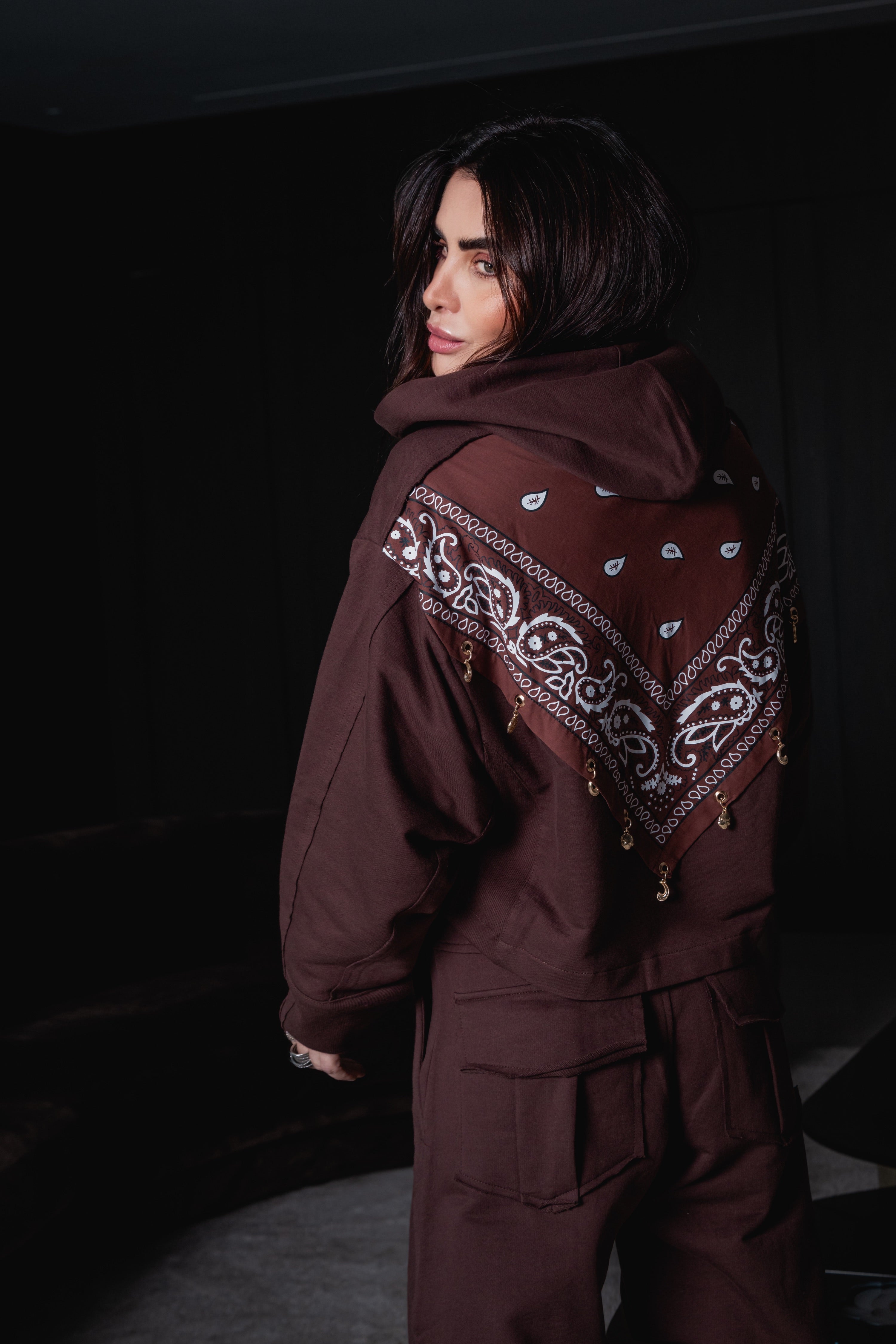 Conjunto Moletom de Capuz Bandana Costas com Berloques