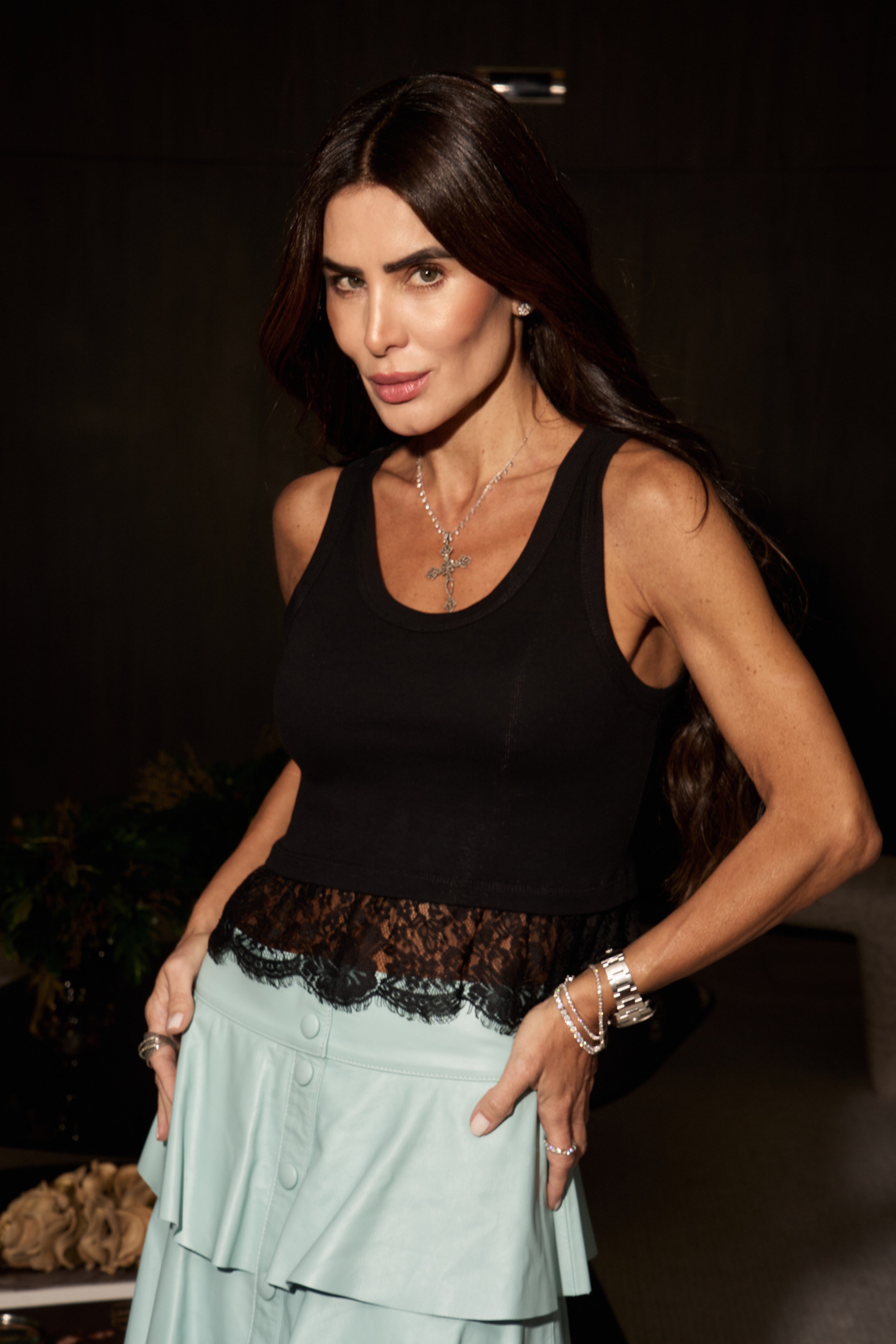 Saia De Couro Com Babados