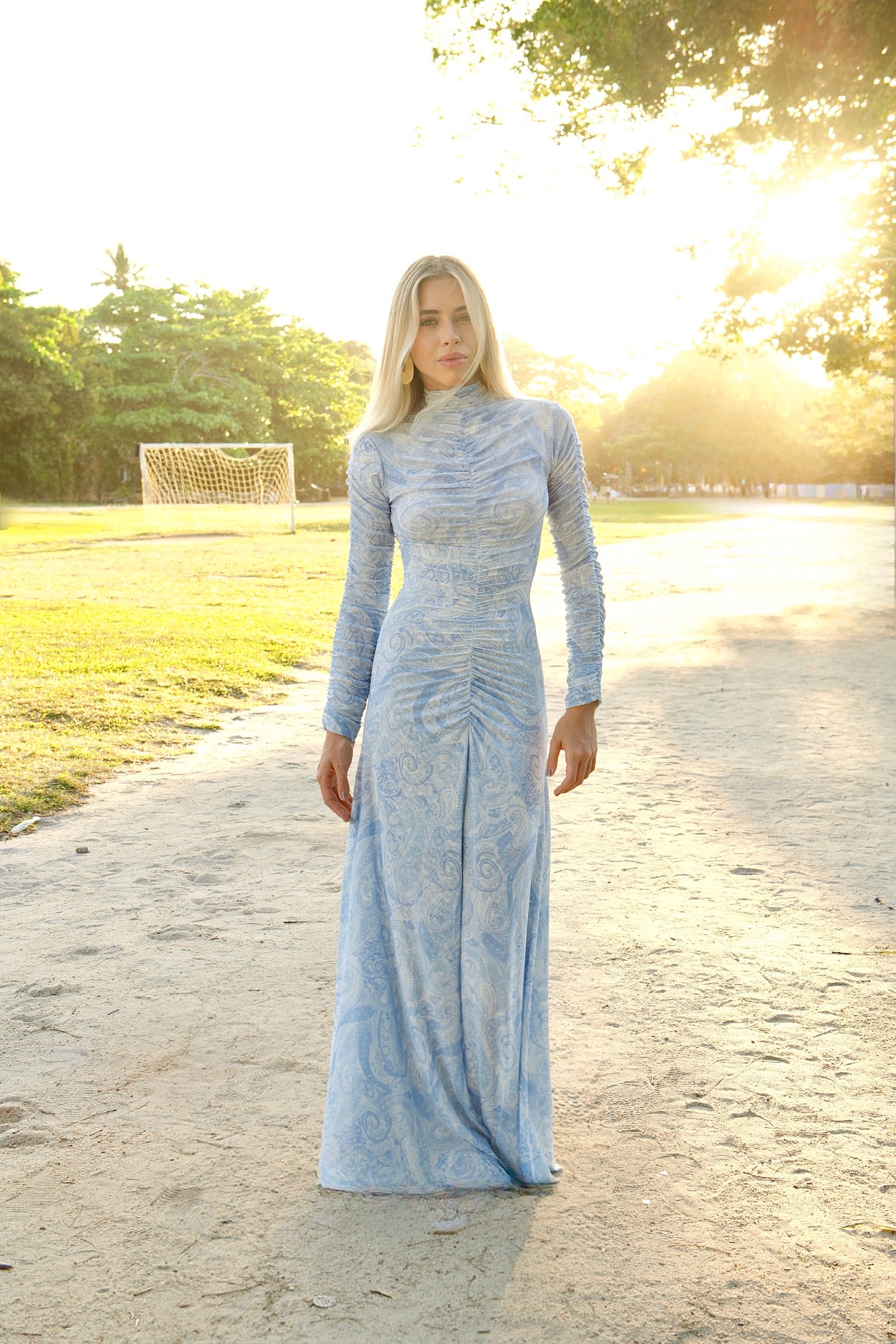 Vestido De Tule Franzido Cashmere Manga Longa