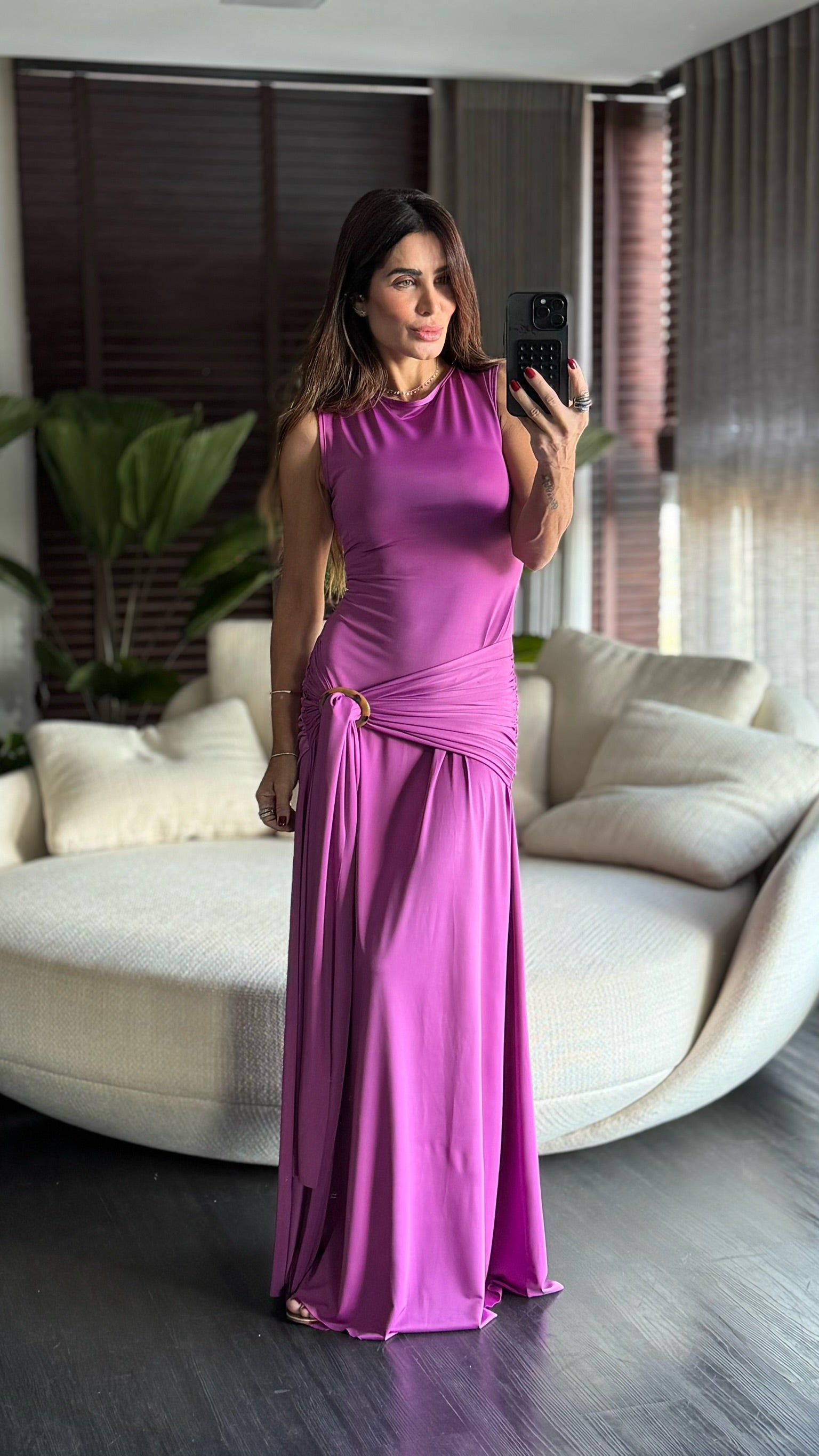 Vestido Em Malha Fria Com Faixa E Fivela