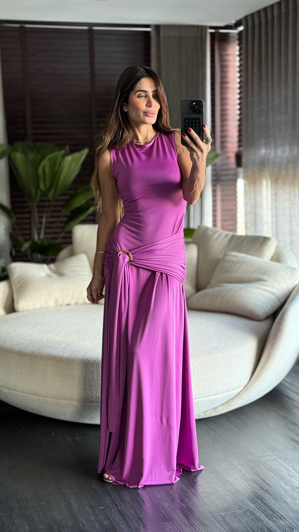 Vestido Em Malha Fria Com Faixa E Fivela