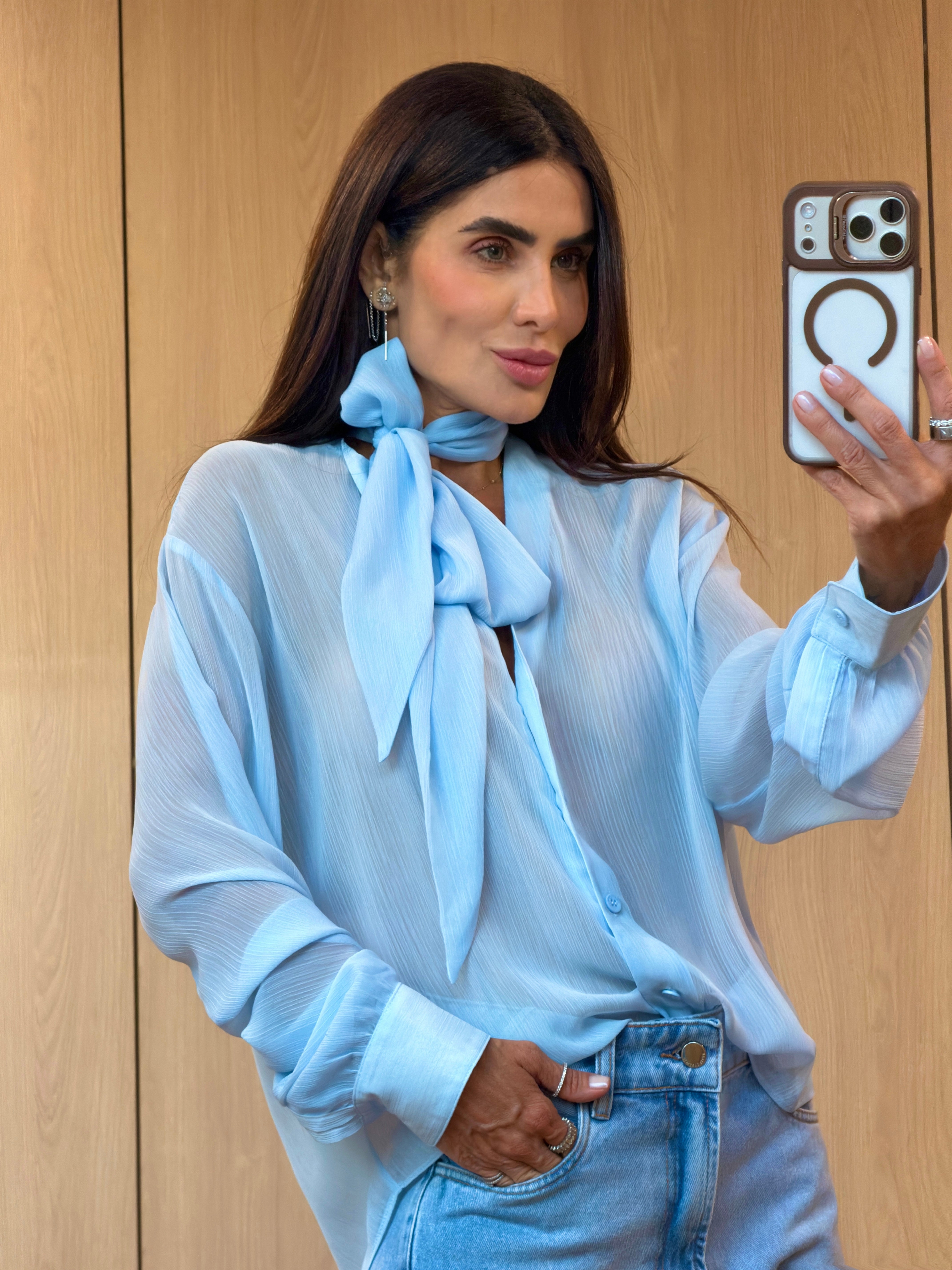Camisa Chiffon de Seda Gola Laço