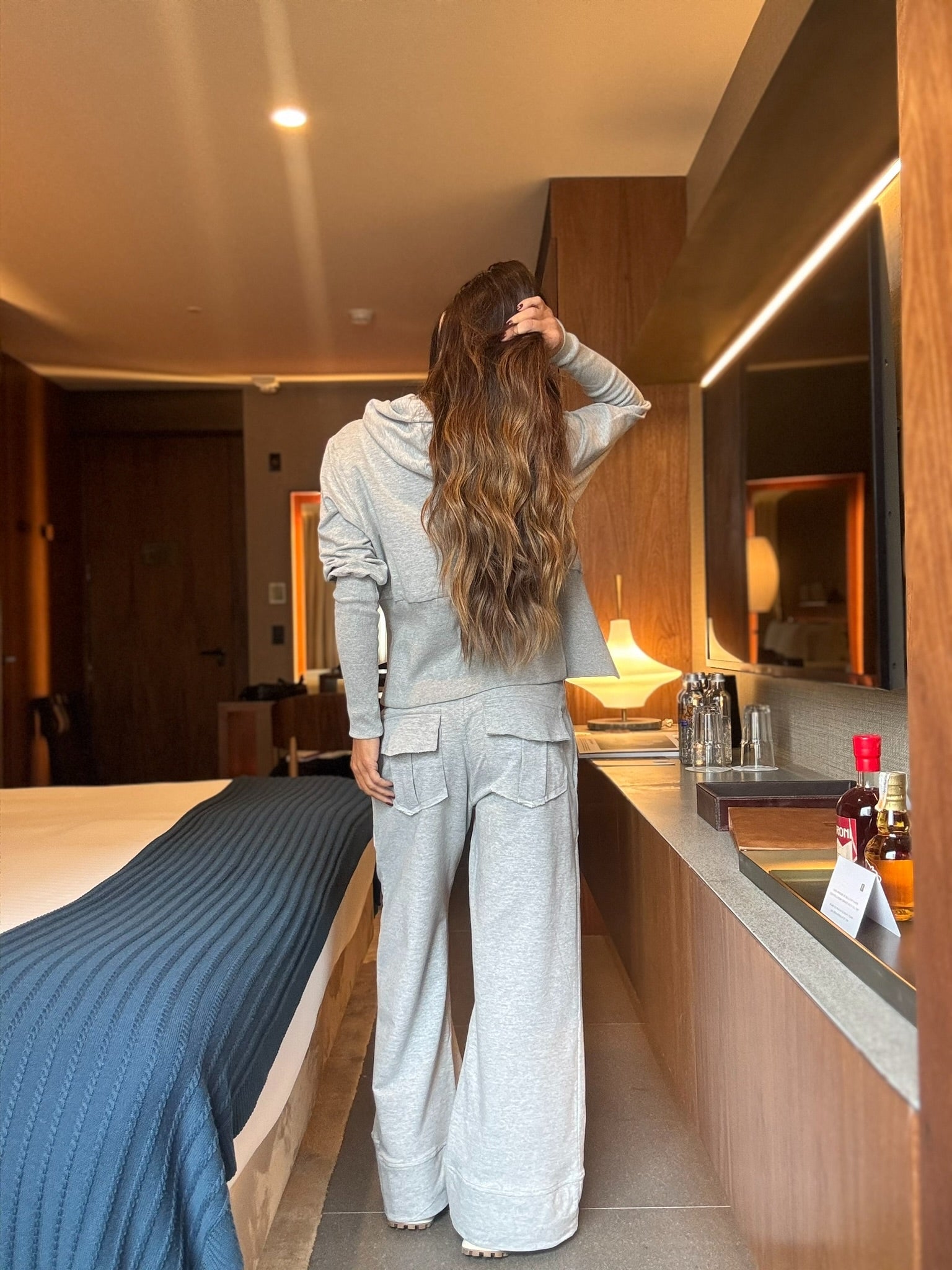 Conjunto Moletom Pantalona Com Detalhes Em Ribana