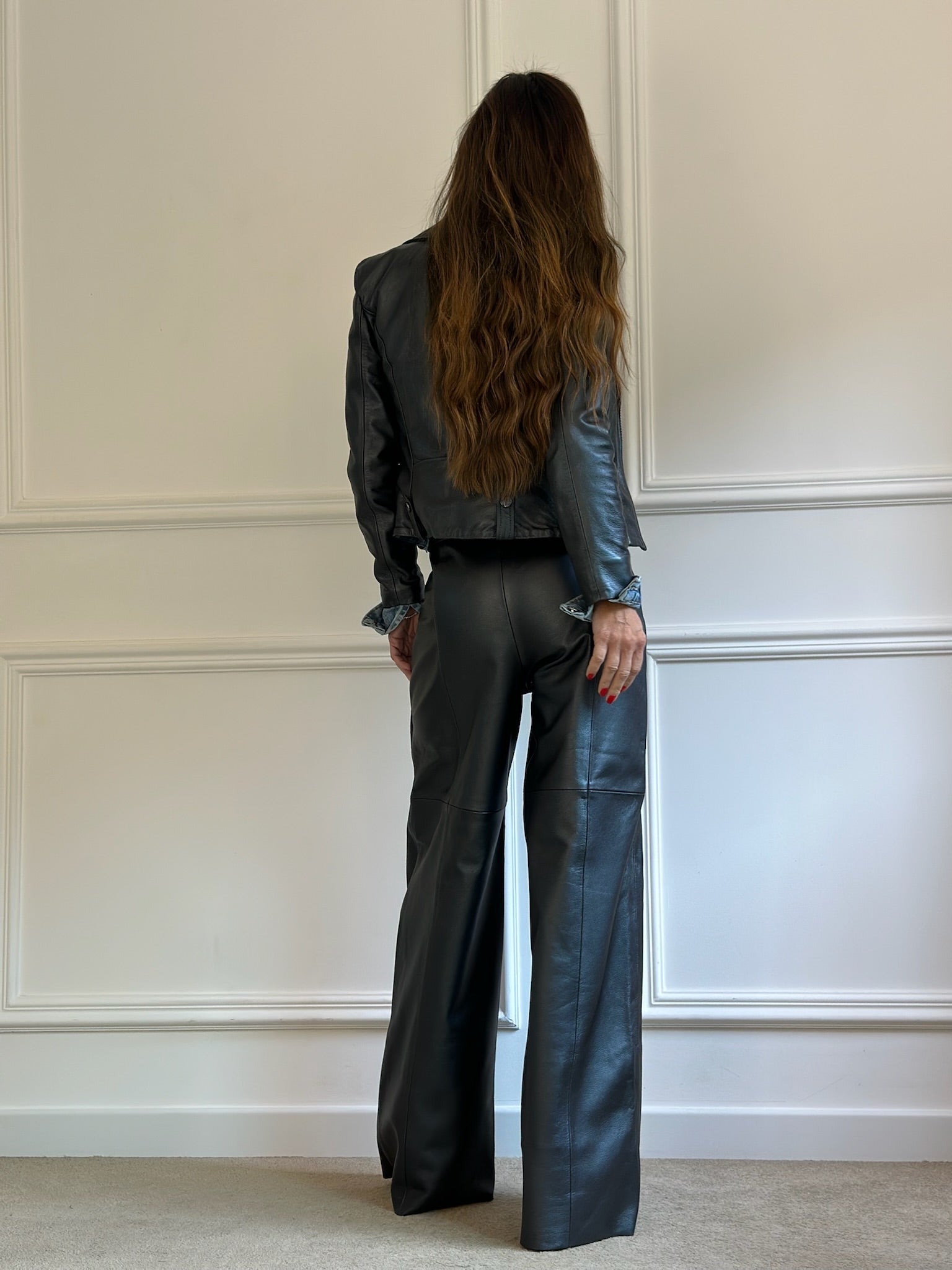 Calça De Couro Com Corrente