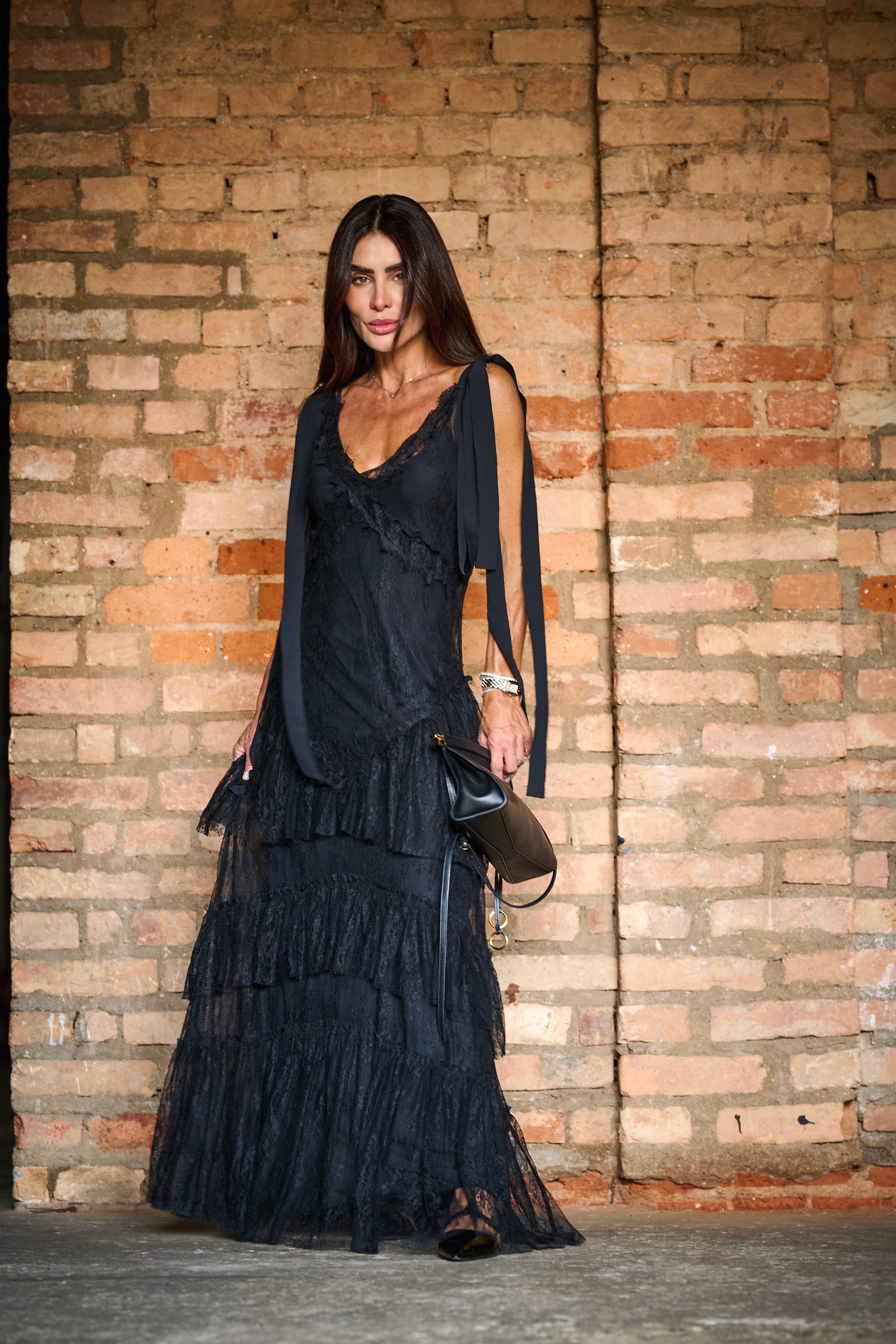 Vestido Longo Babados em Renda