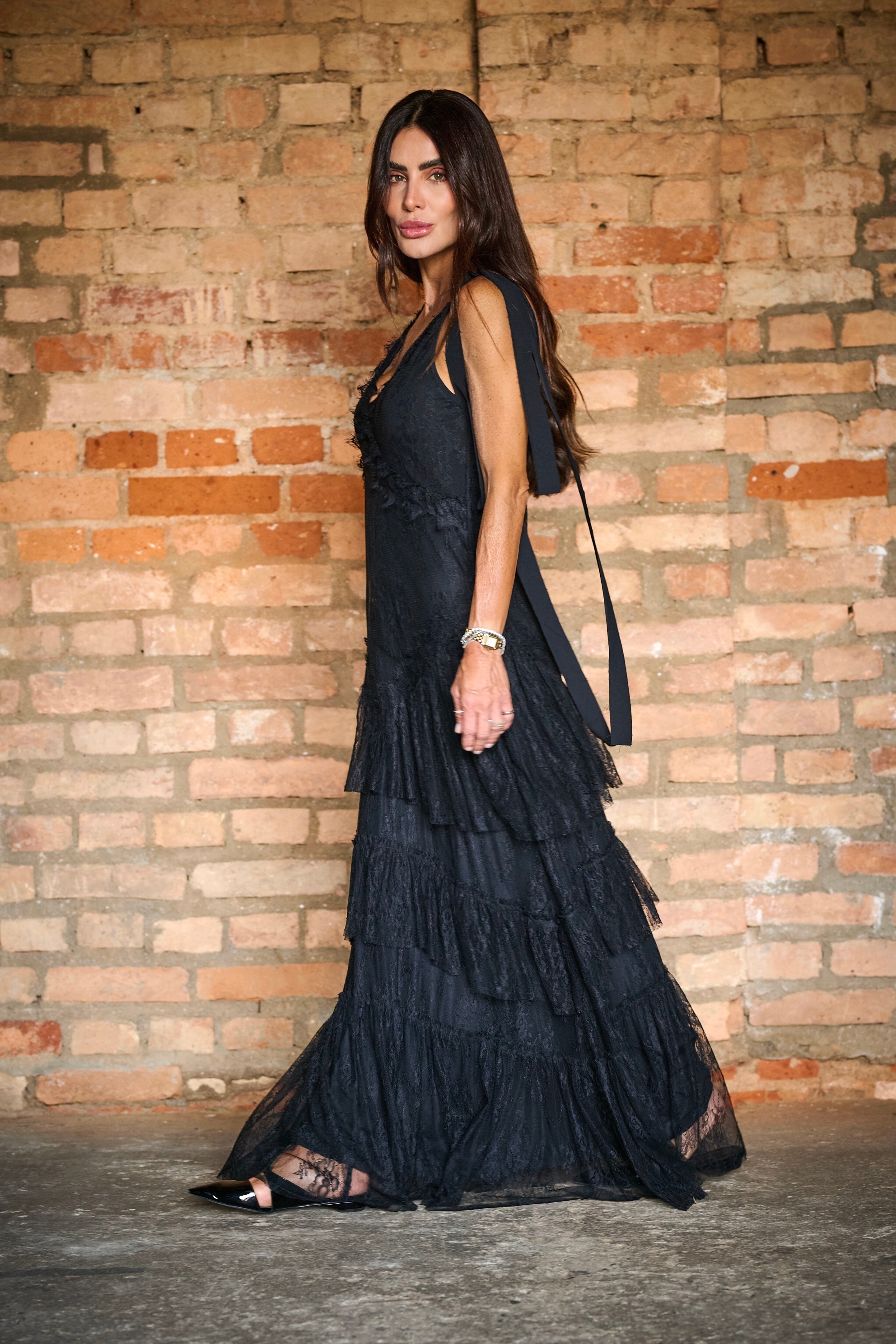 Vestido Longo Babados em Renda