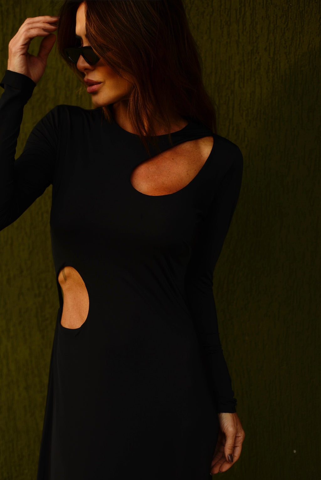 Vestido Malha Fria Manga Longa Com Aberturas