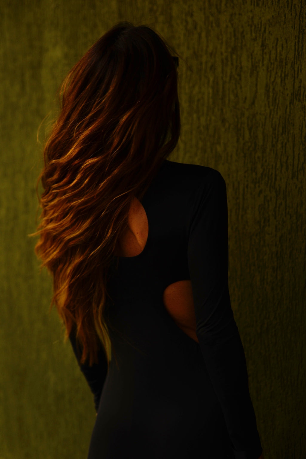 Vestido Malha Fria Manga Longa Com Aberturas