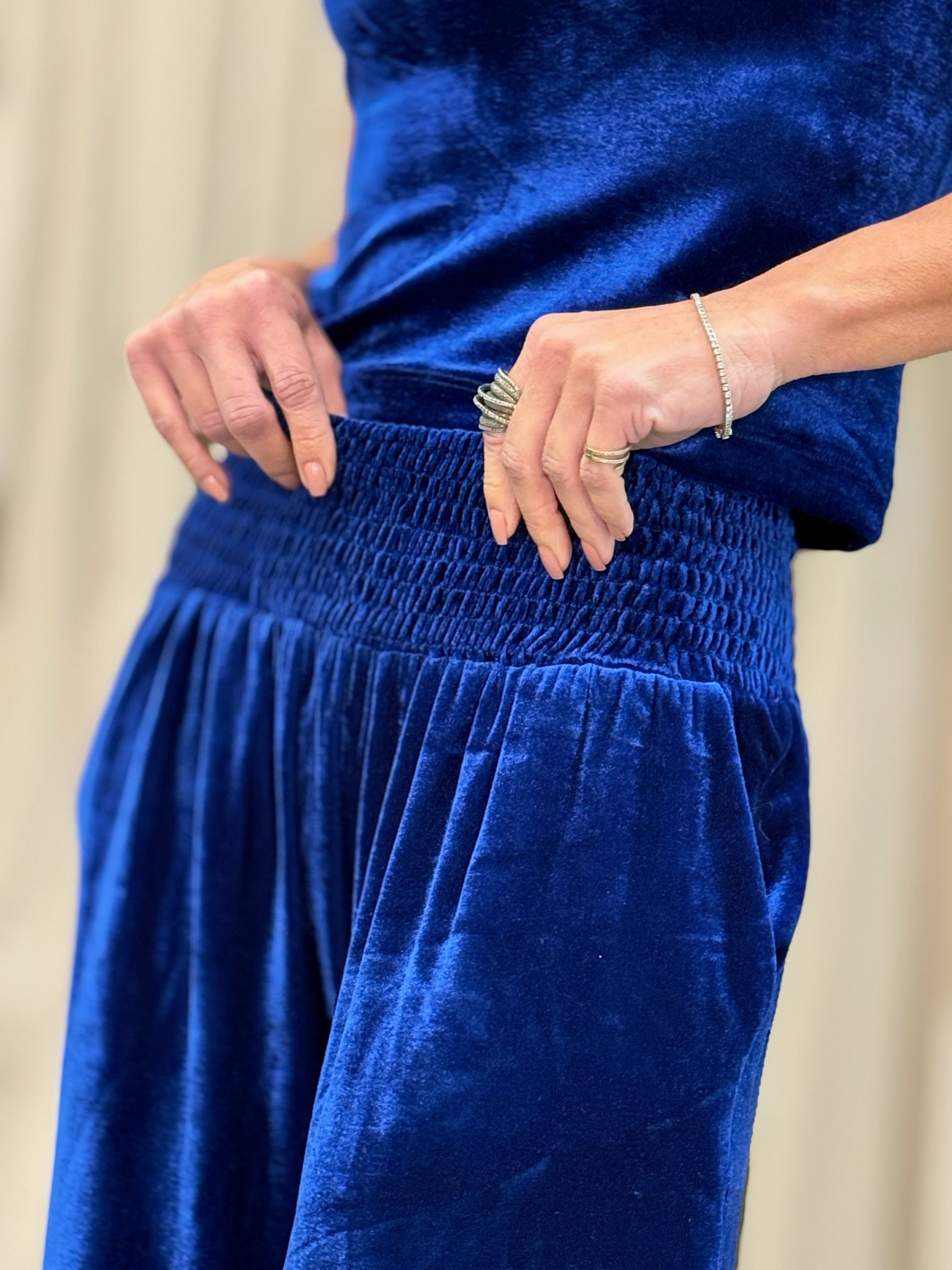 Calça Cós Lastex Pantalona De Veludo